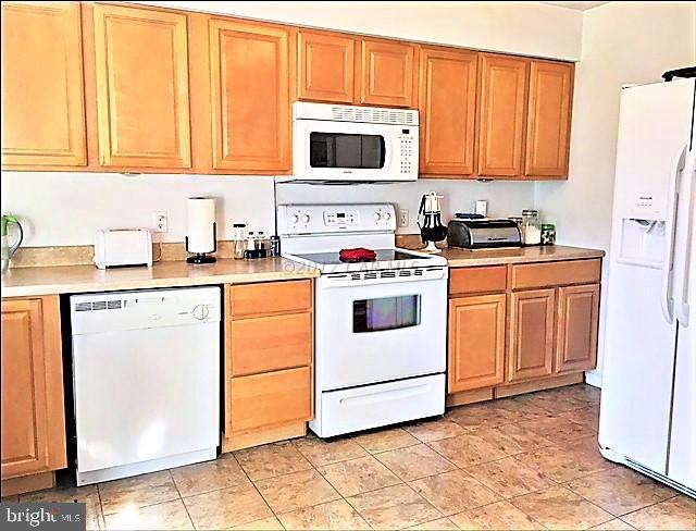 LINCOLN HEIGHTS - Residential