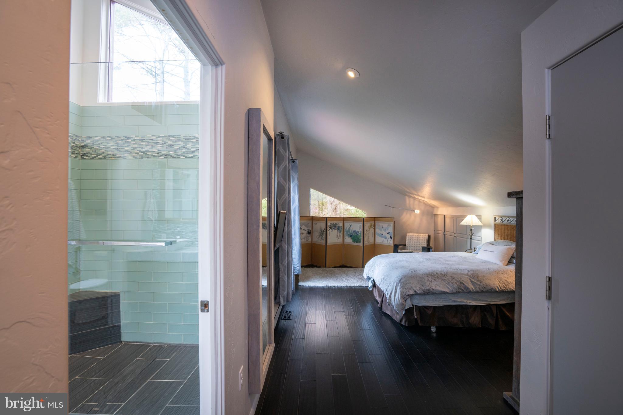 COLLEGE HEIGHTS - Residential