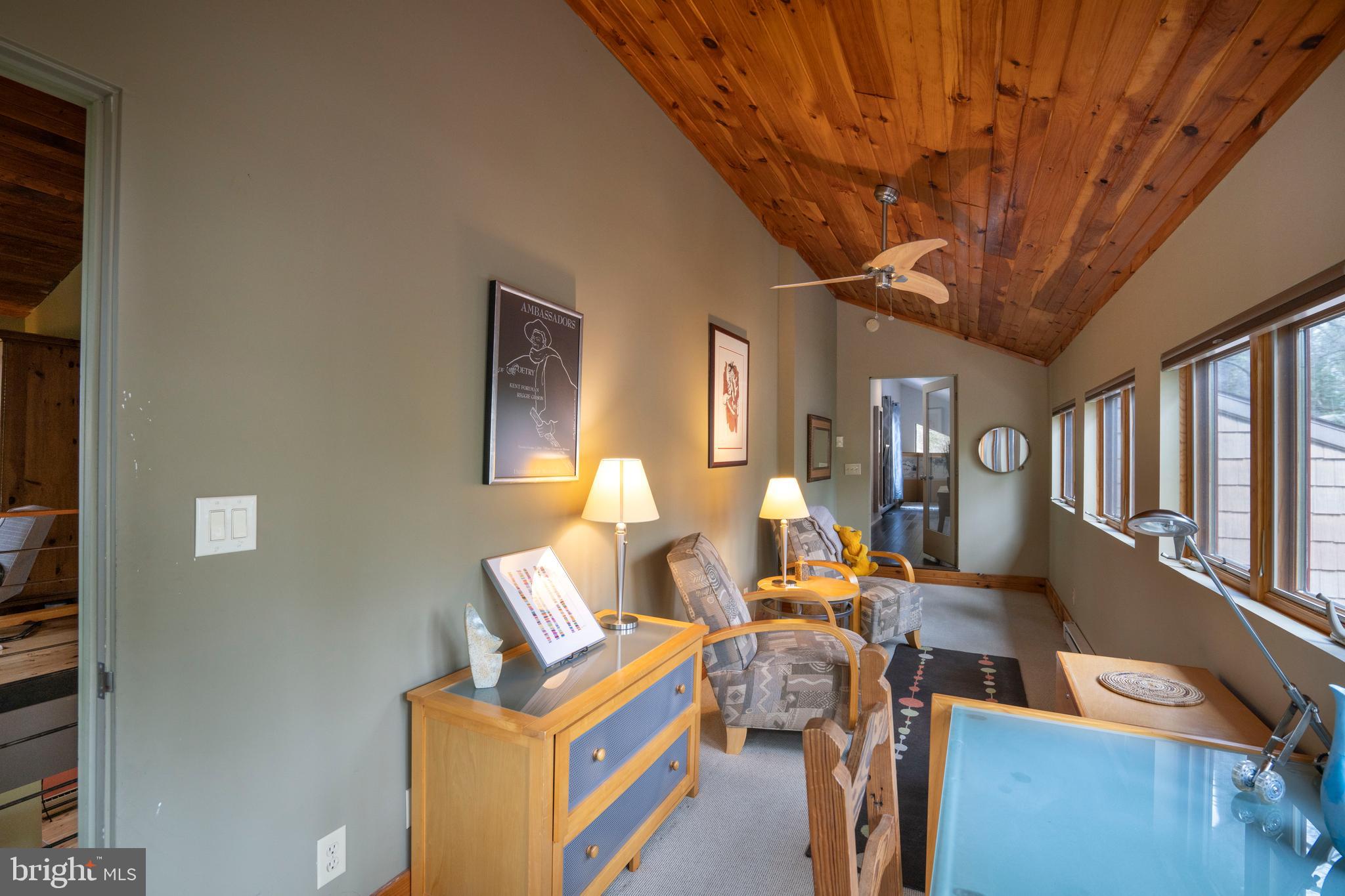 COLLEGE HEIGHTS - Residential