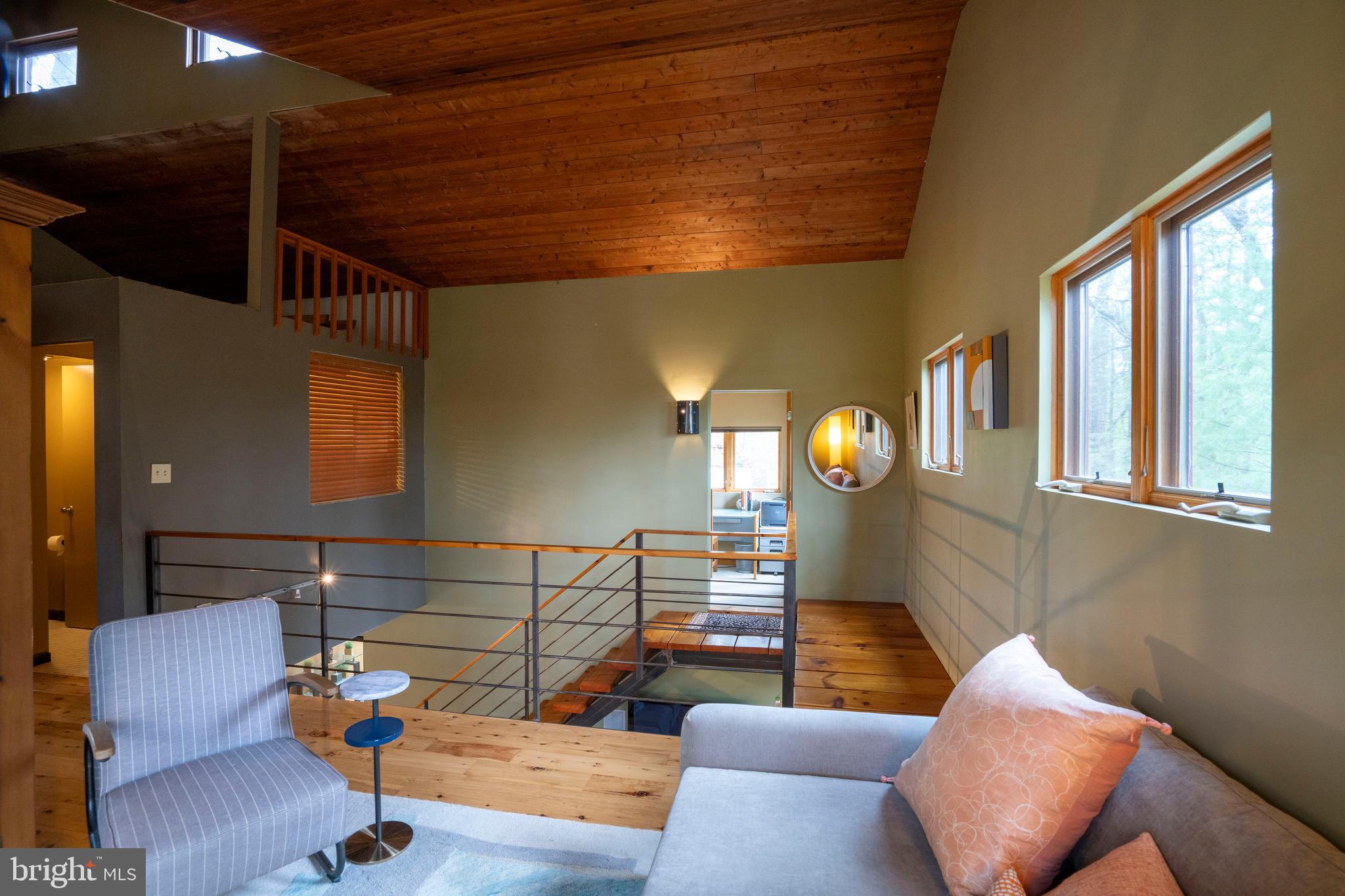 COLLEGE HEIGHTS - Residential