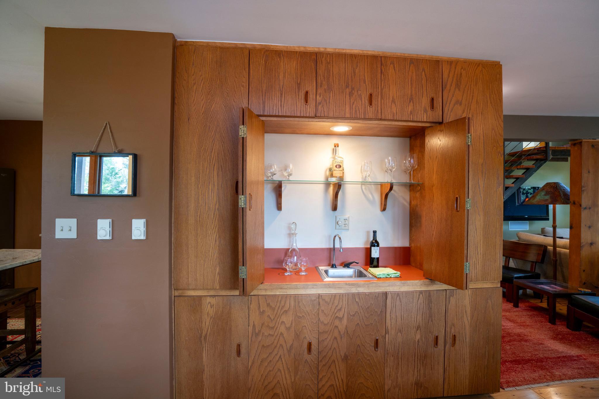 COLLEGE HEIGHTS - Residential