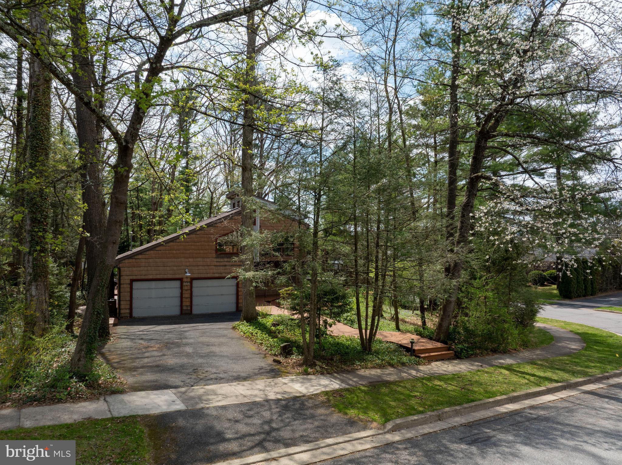 COLLEGE HEIGHTS - Residential