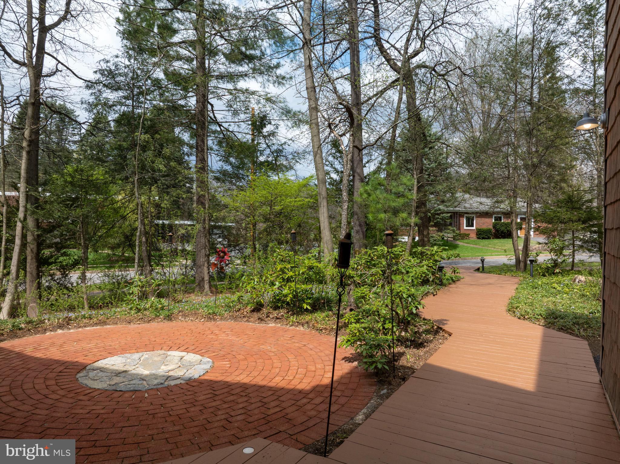 COLLEGE HEIGHTS - Residential