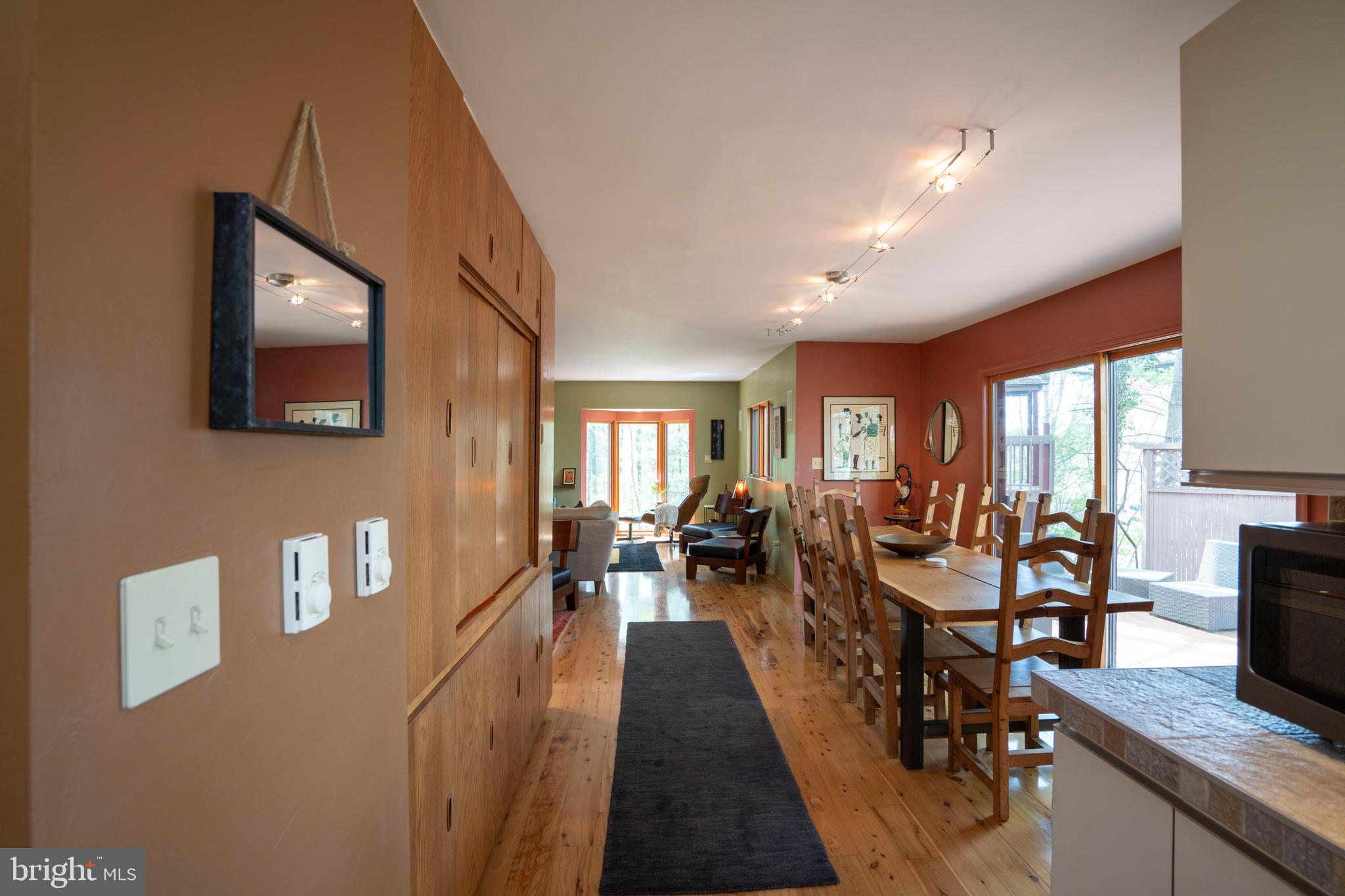 COLLEGE HEIGHTS - Residential