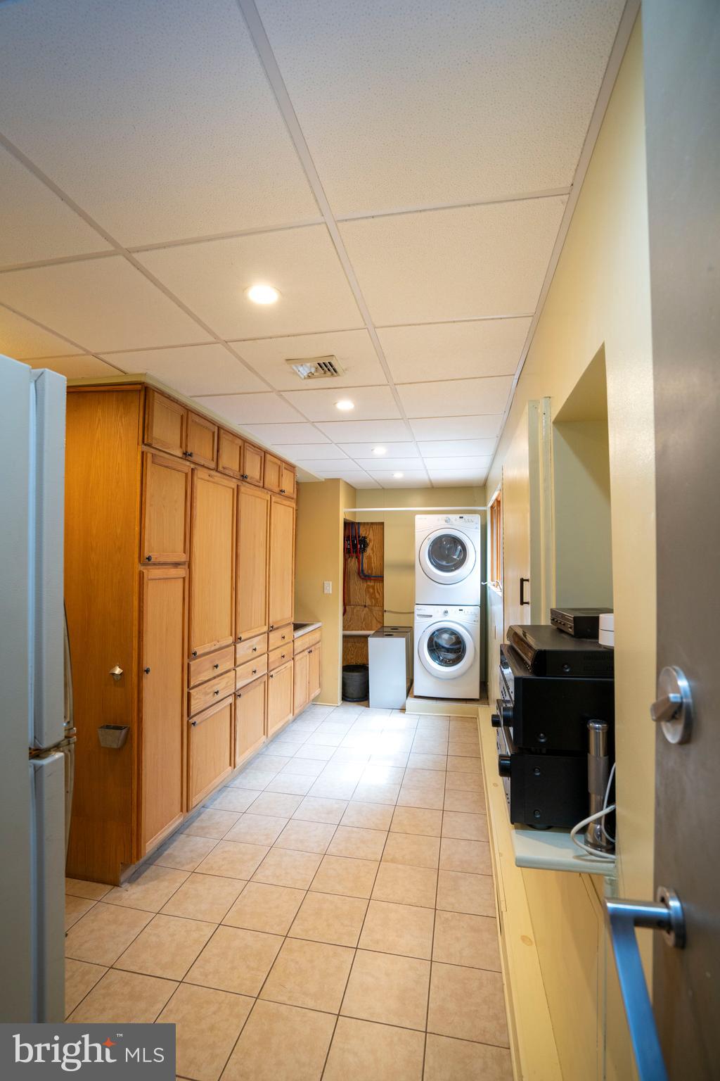 COLLEGE HEIGHTS - Residential