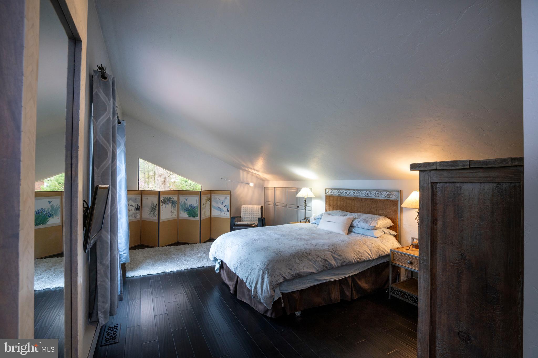 COLLEGE HEIGHTS - Residential