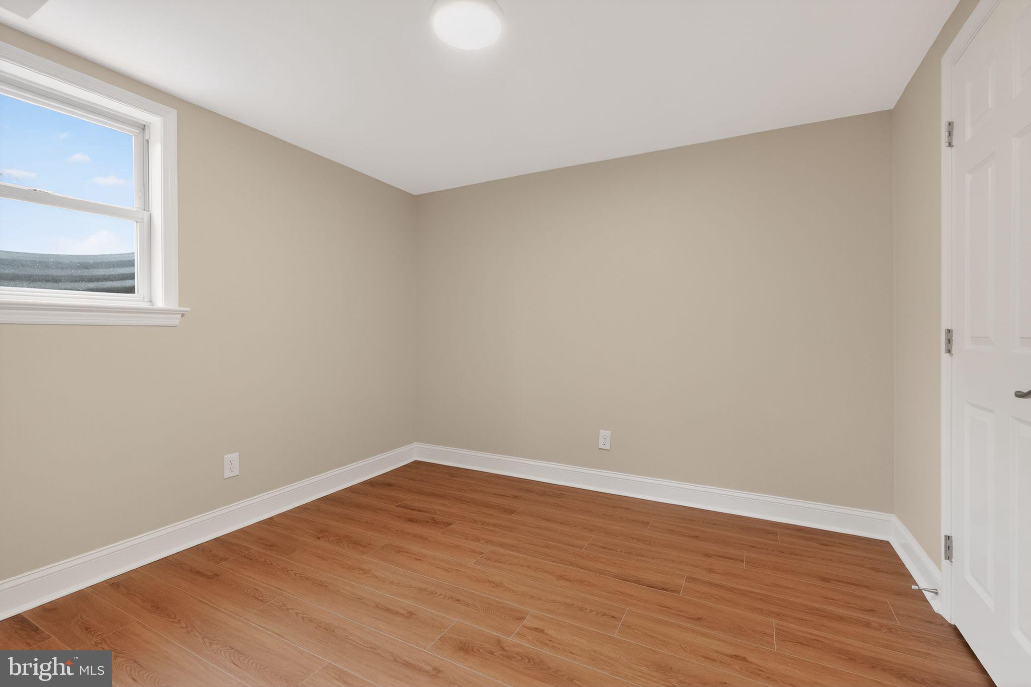 CAROLE HIGHLANDS - Residential