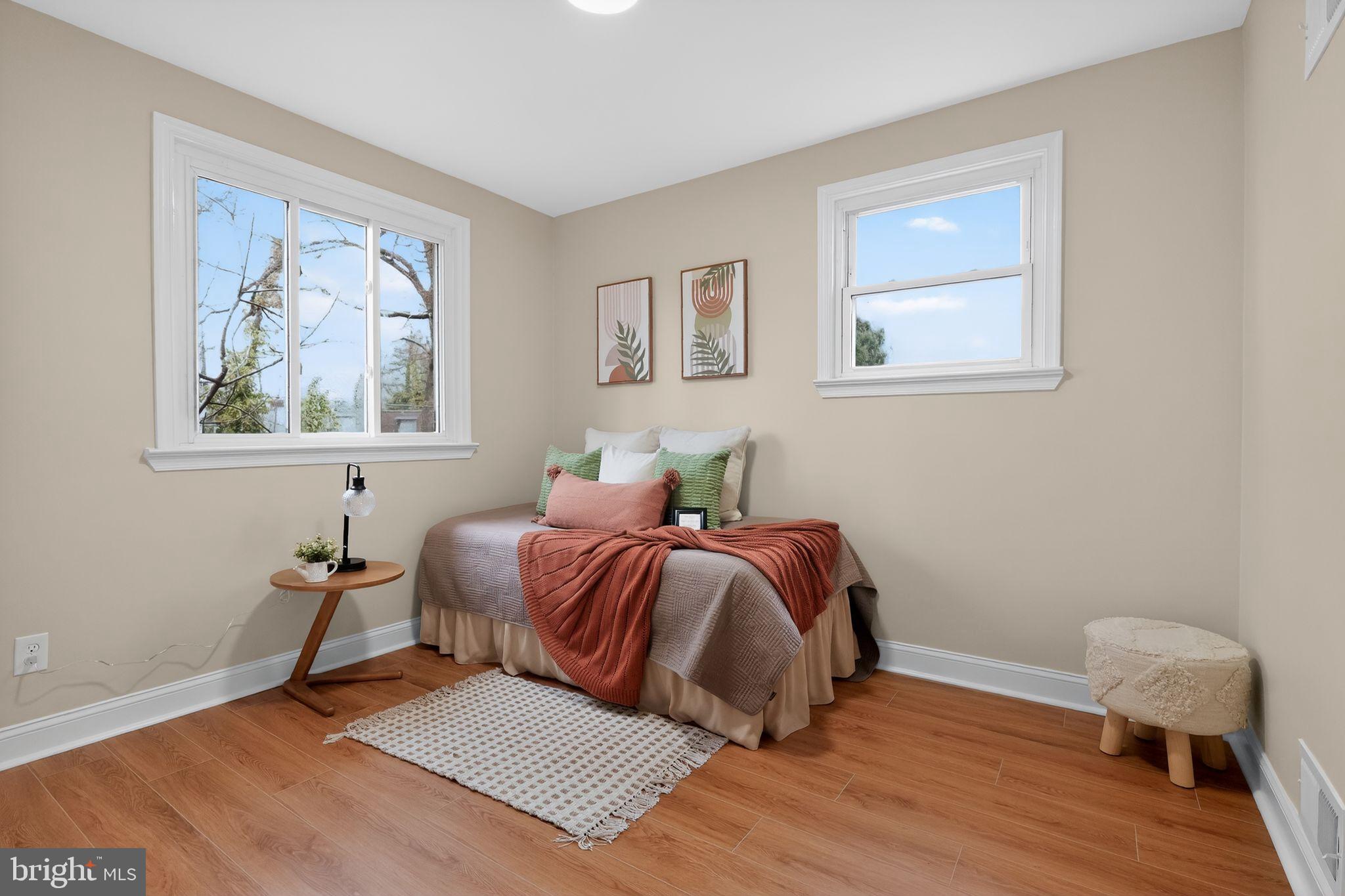 CAROLE HIGHLANDS - Residential