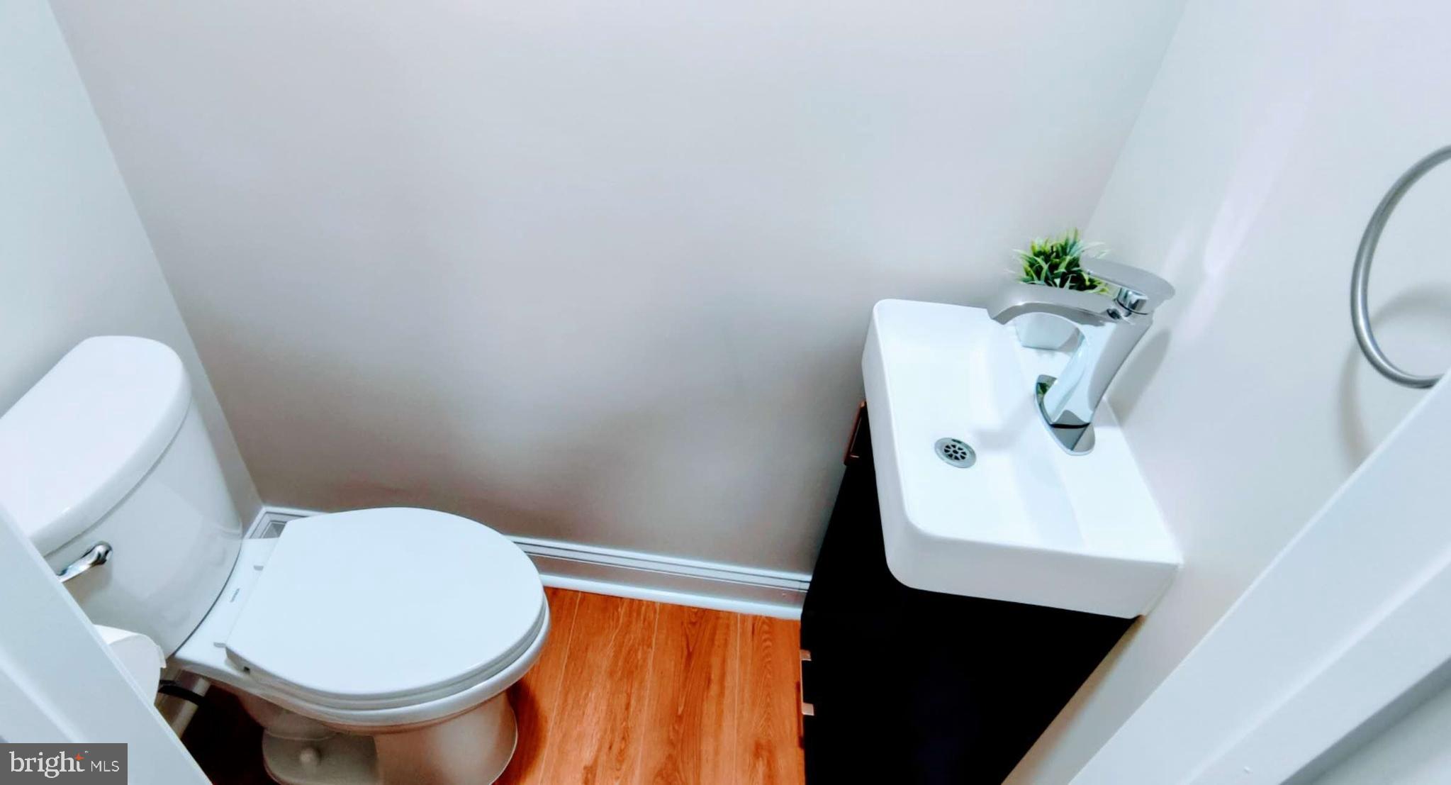 CAROLE HIGHLANDS - Residential