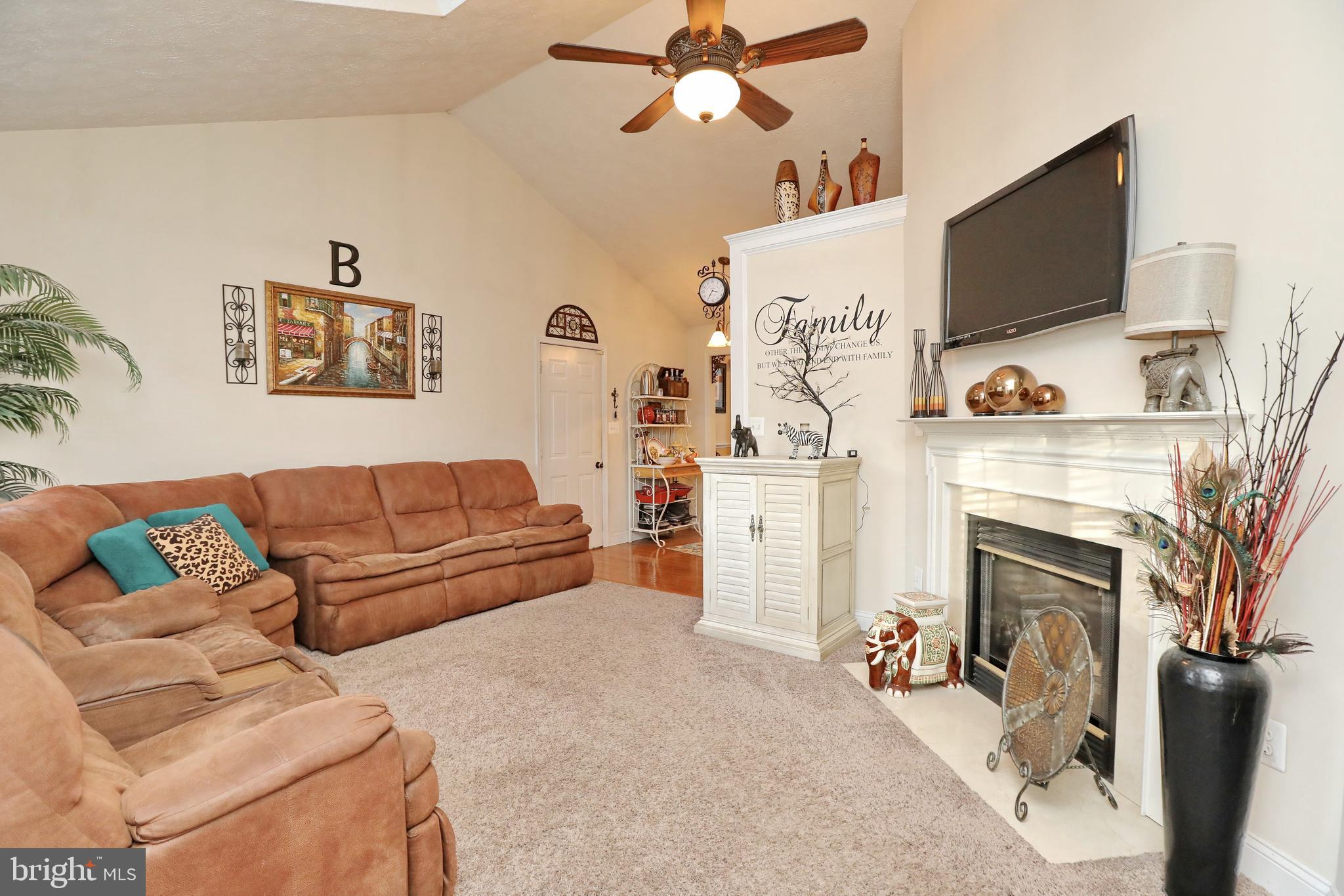 SUMMER SOLITUDE - Residential