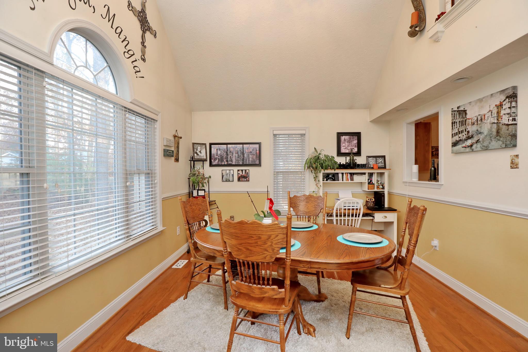 SUMMER SOLITUDE - Residential