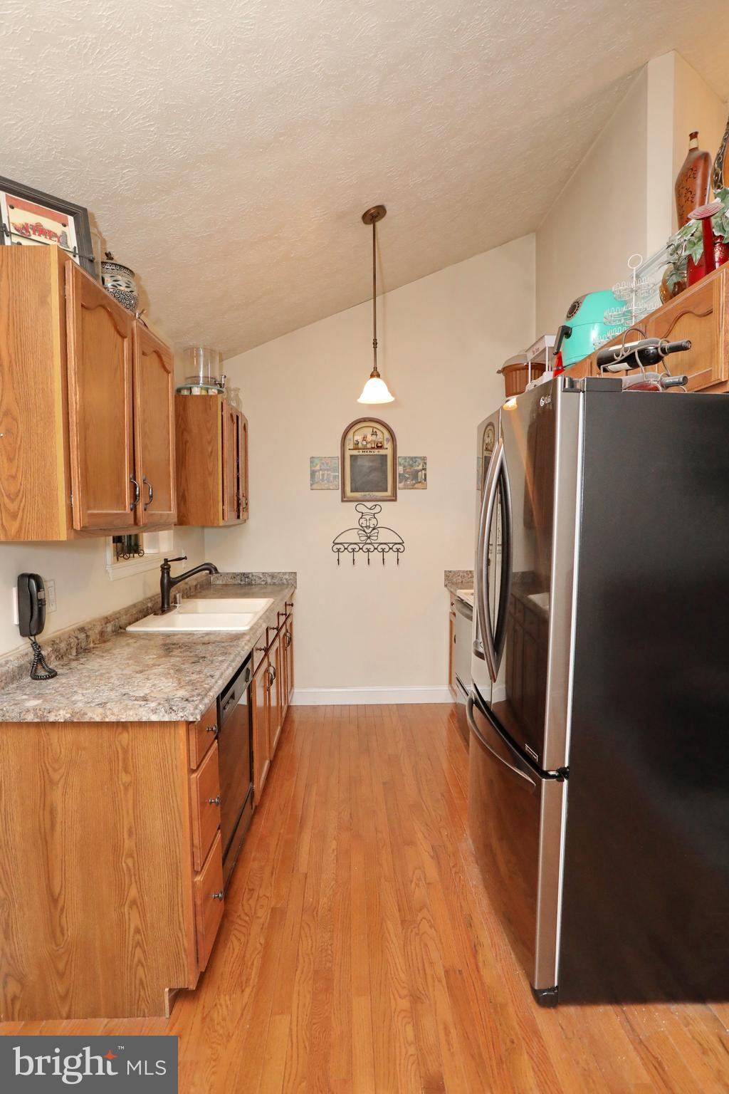 SUMMER SOLITUDE - Residential