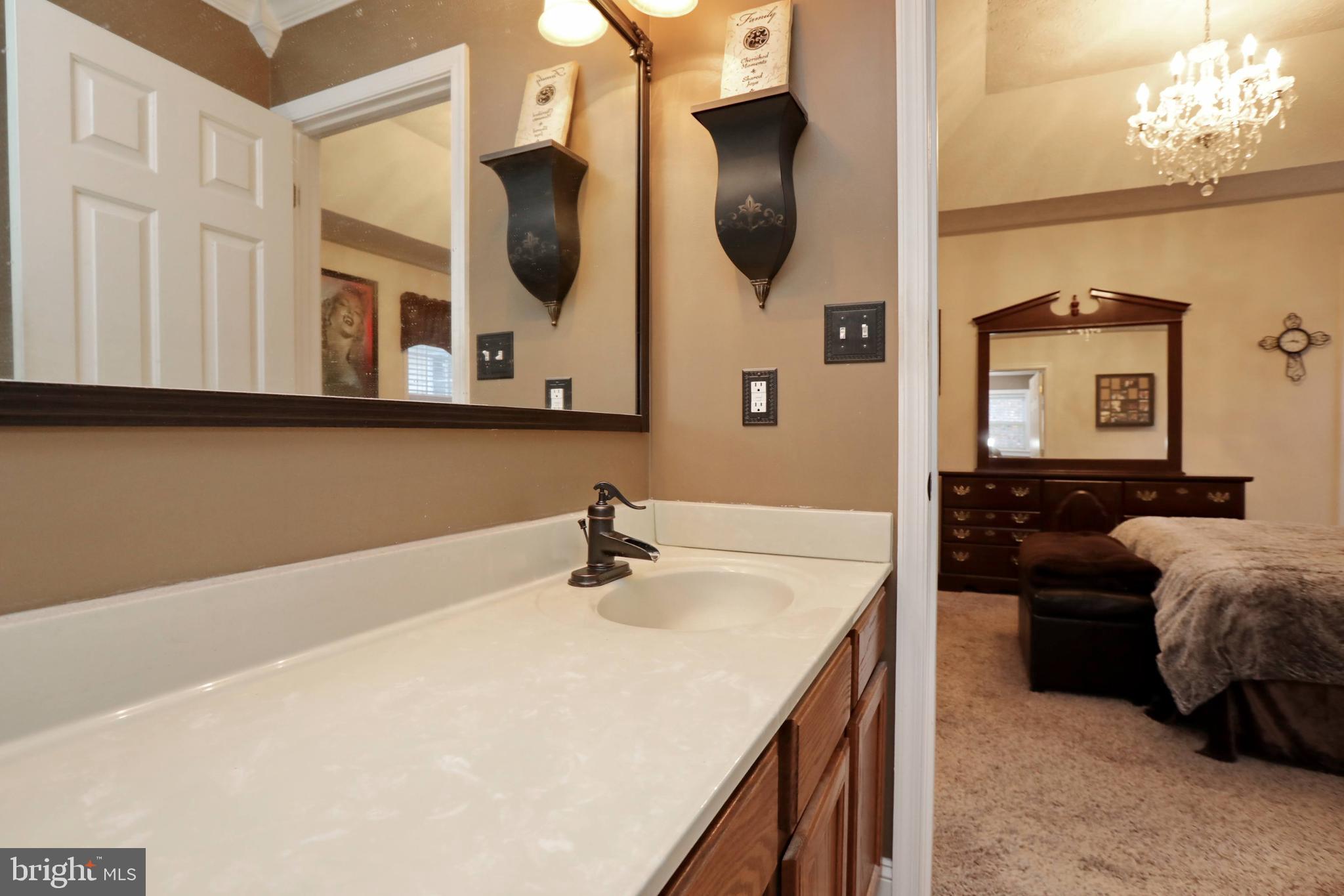 SUMMER SOLITUDE - Residential