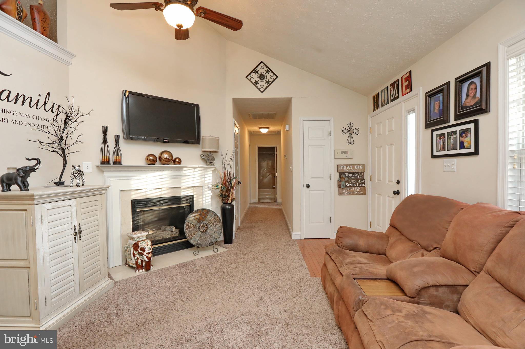 SUMMER SOLITUDE - Residential