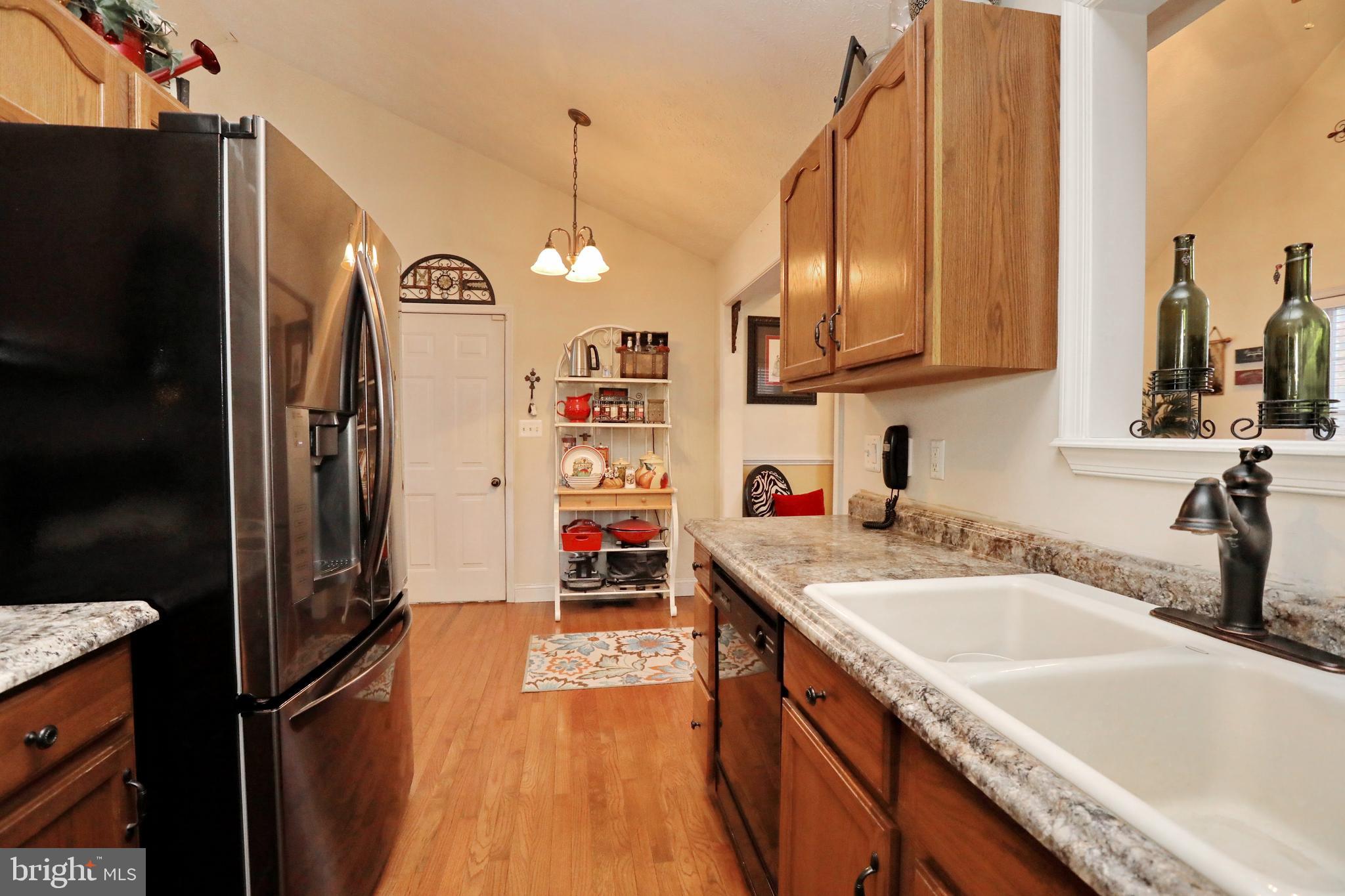 SUMMER SOLITUDE - Residential