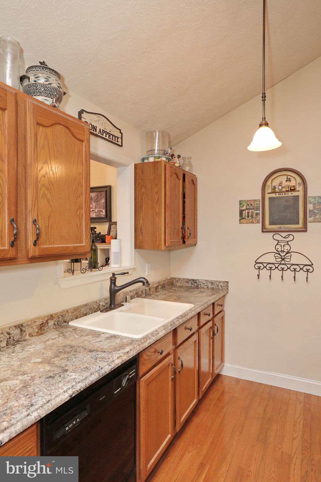 SUMMER SOLITUDE - Residential