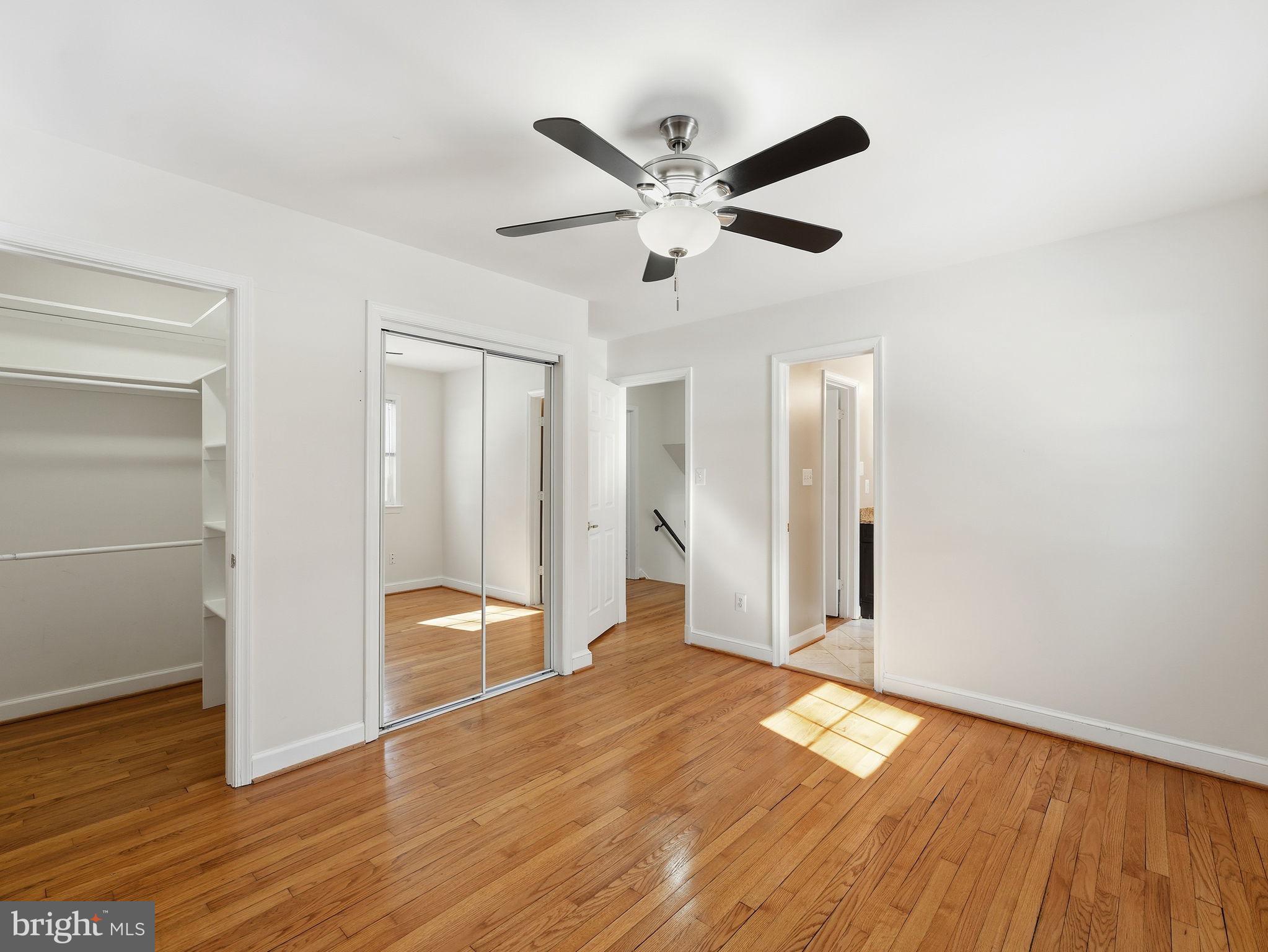 SLEEPY HOLLOW - Residential