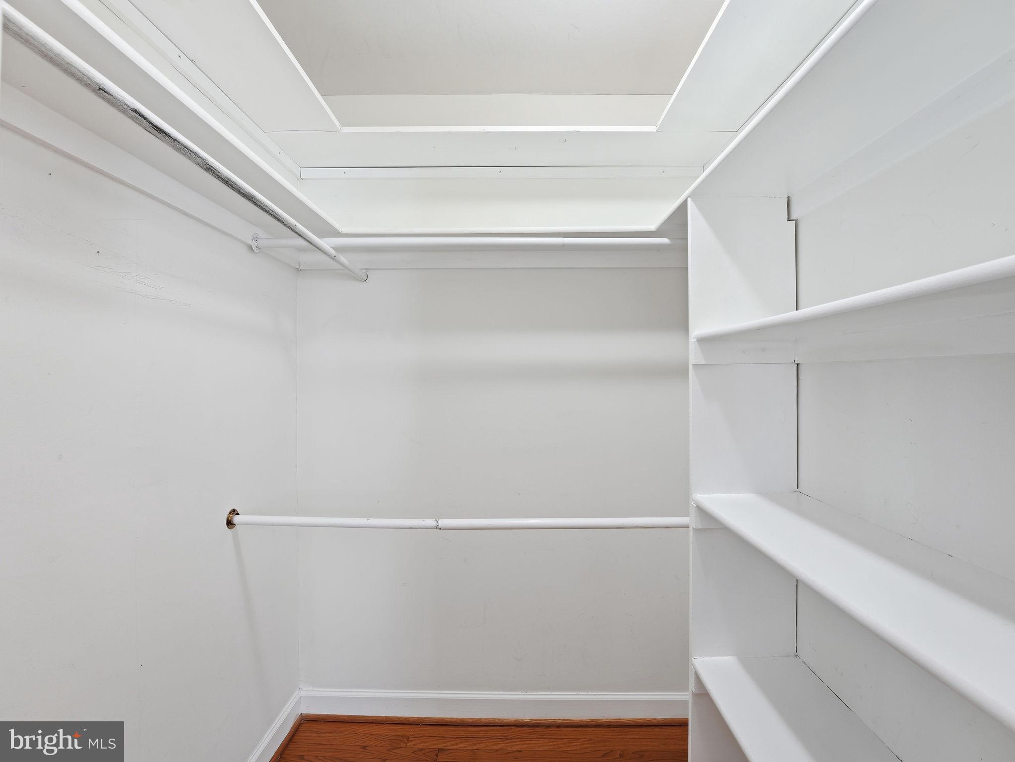 SLEEPY HOLLOW - Residential