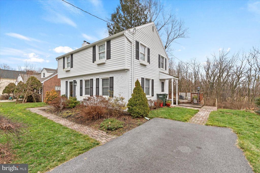 Photo of 38 Hess Boulevard, Lancaster, PA 17601 (MLS # PALA2046416)