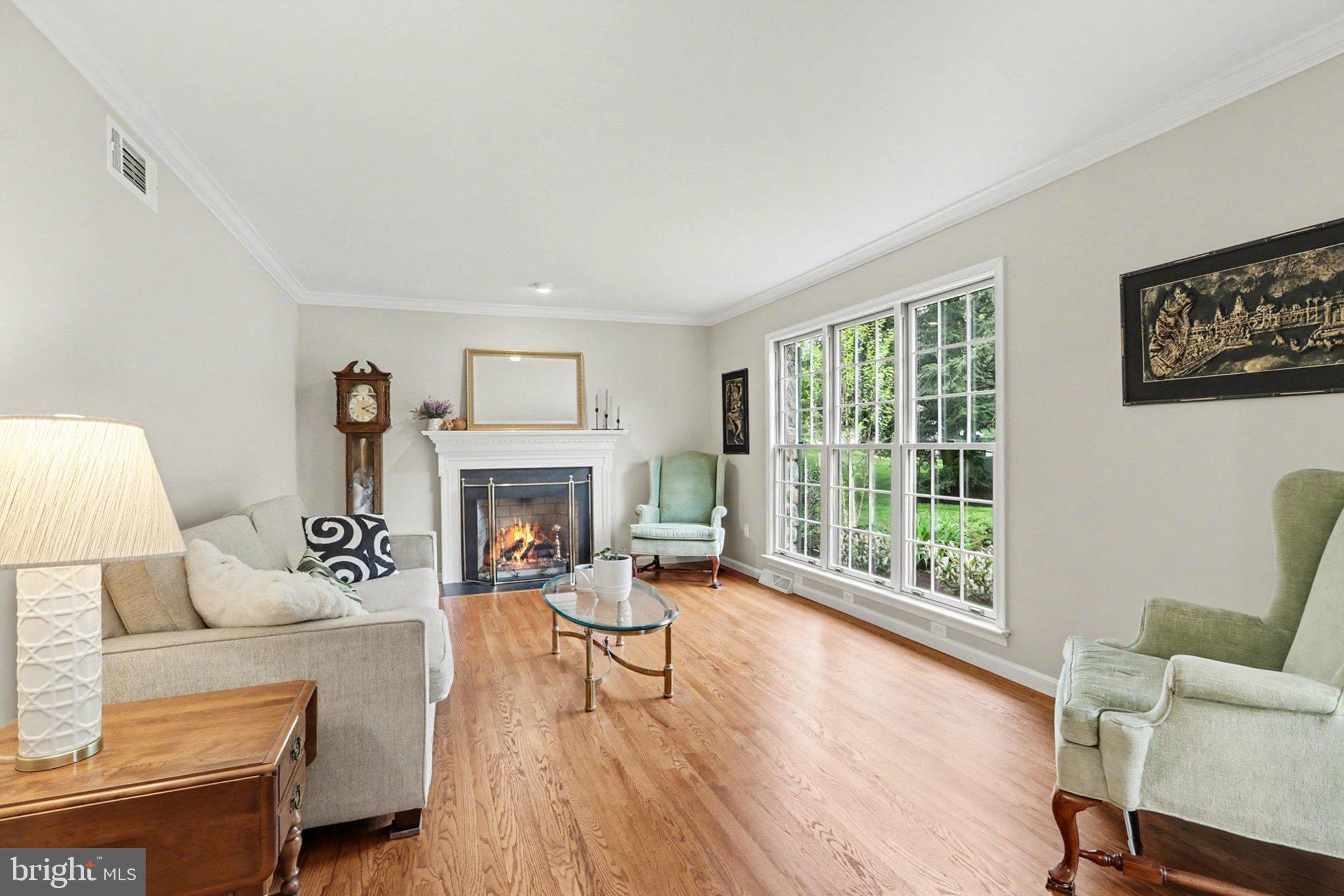 1214 QUAIL HOLLOW ROAD