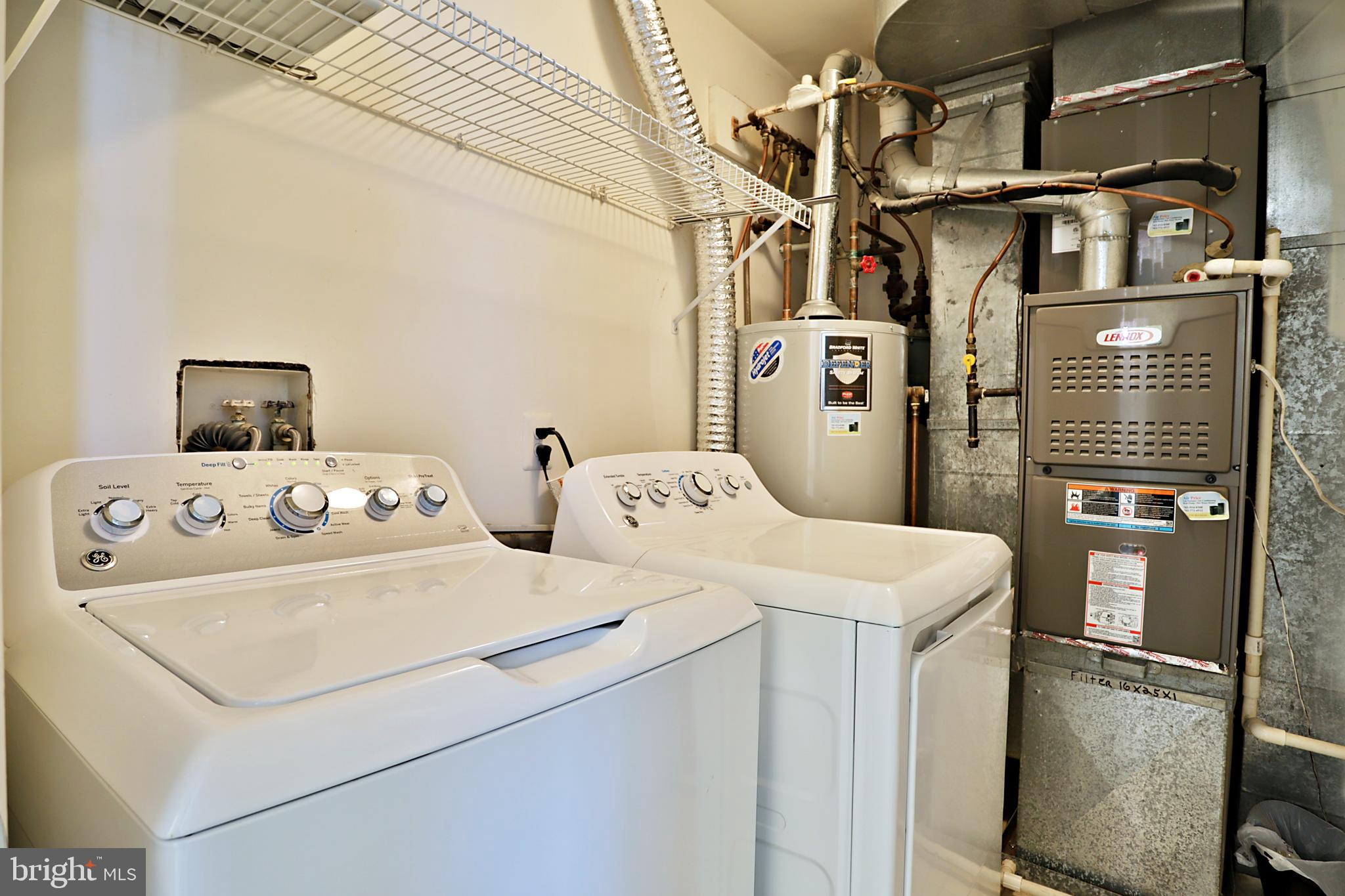 GUNSTON CORNER - Residential Lease