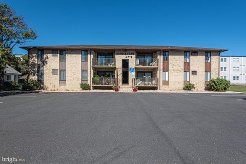 Condo For Sale - 210 Trimper Avenue #7<br/> OCEAN CITY, MD 21842