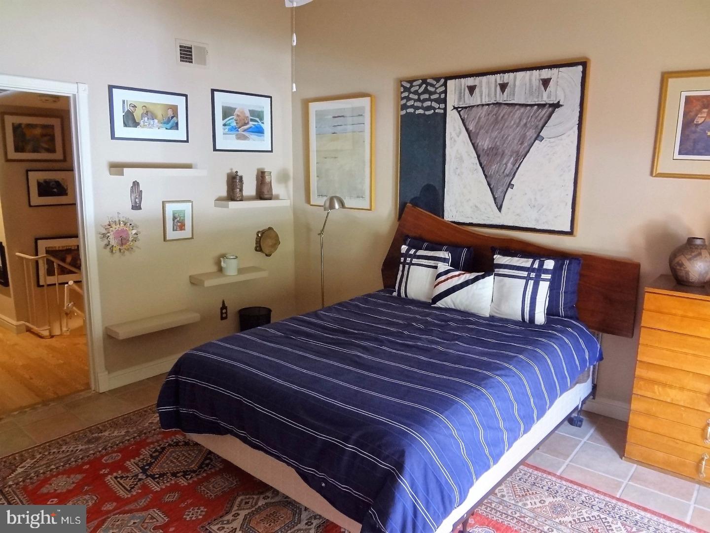 VILLAGE II - Residential