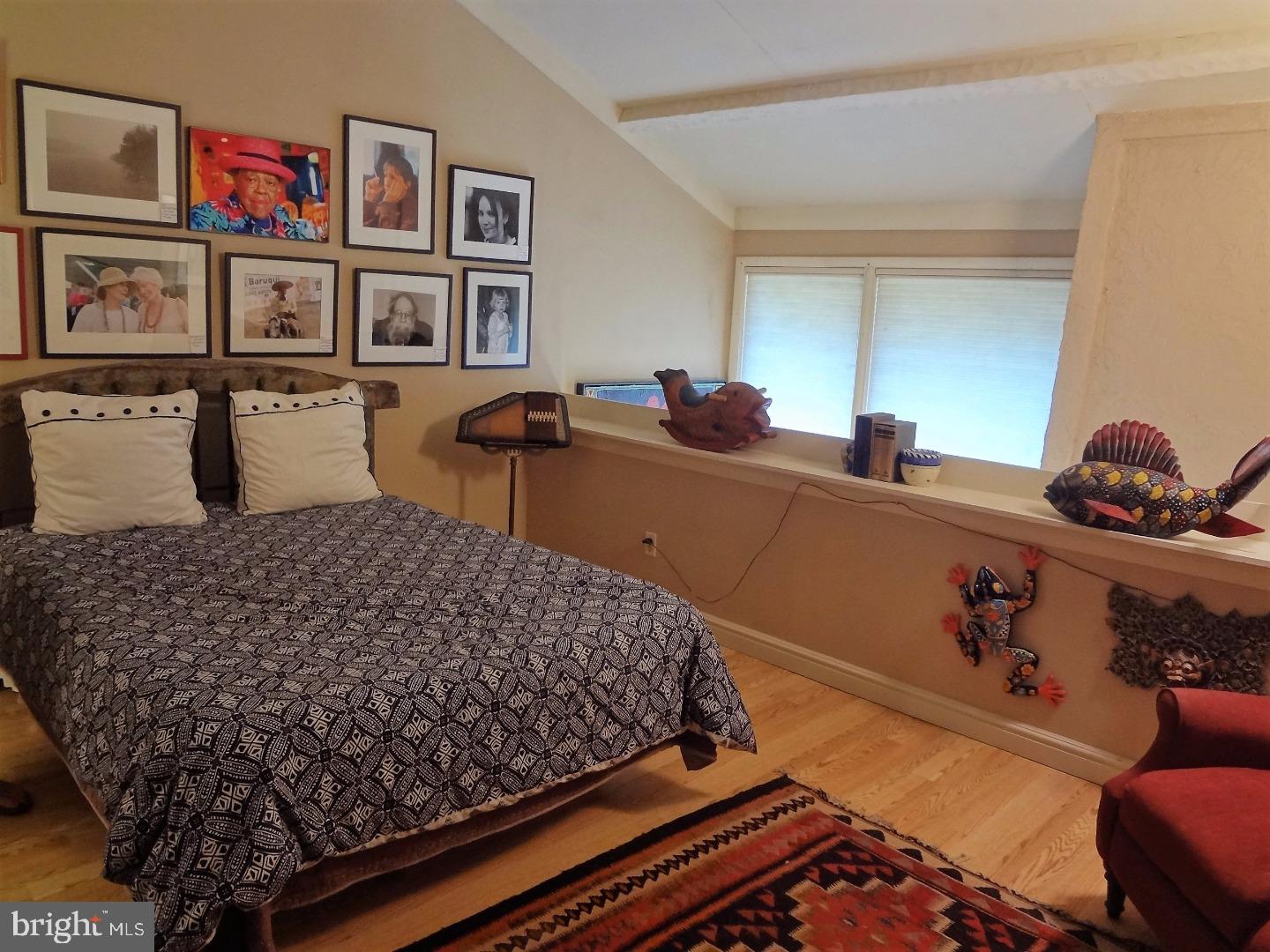 VILLAGE II - Residential