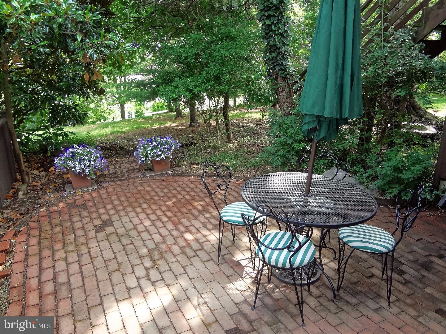 VILLAGE II - Residential