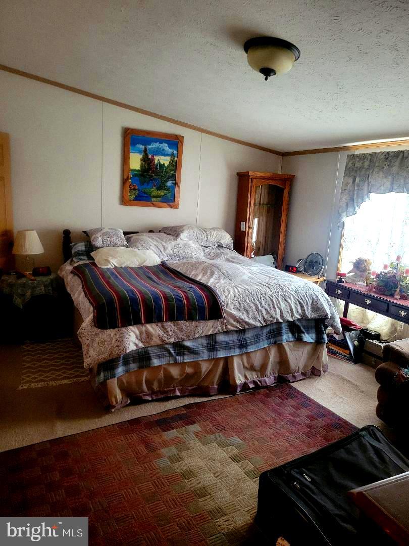 SERENITY ACRES - Residential