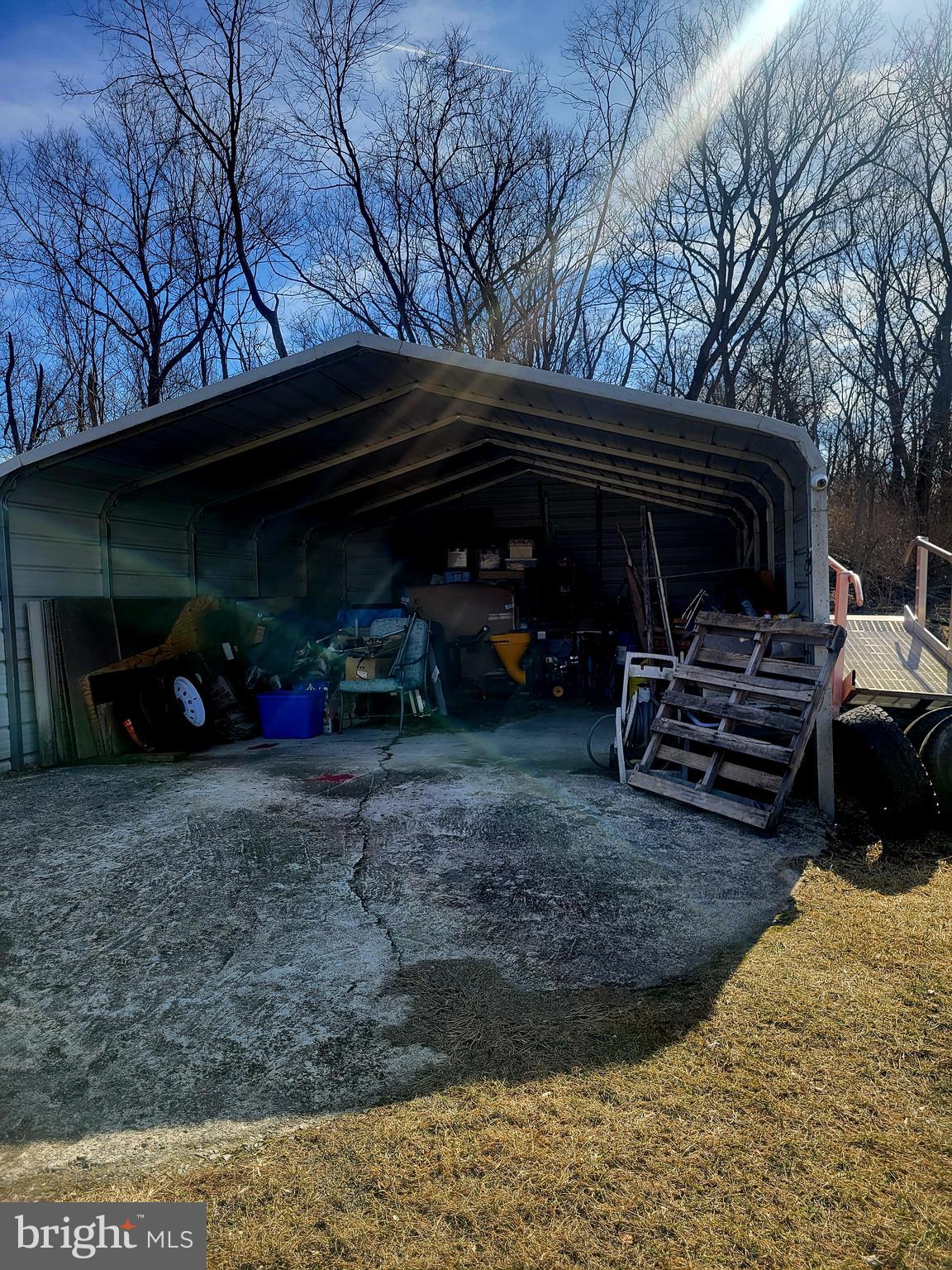 SERENITY ACRES - Residential