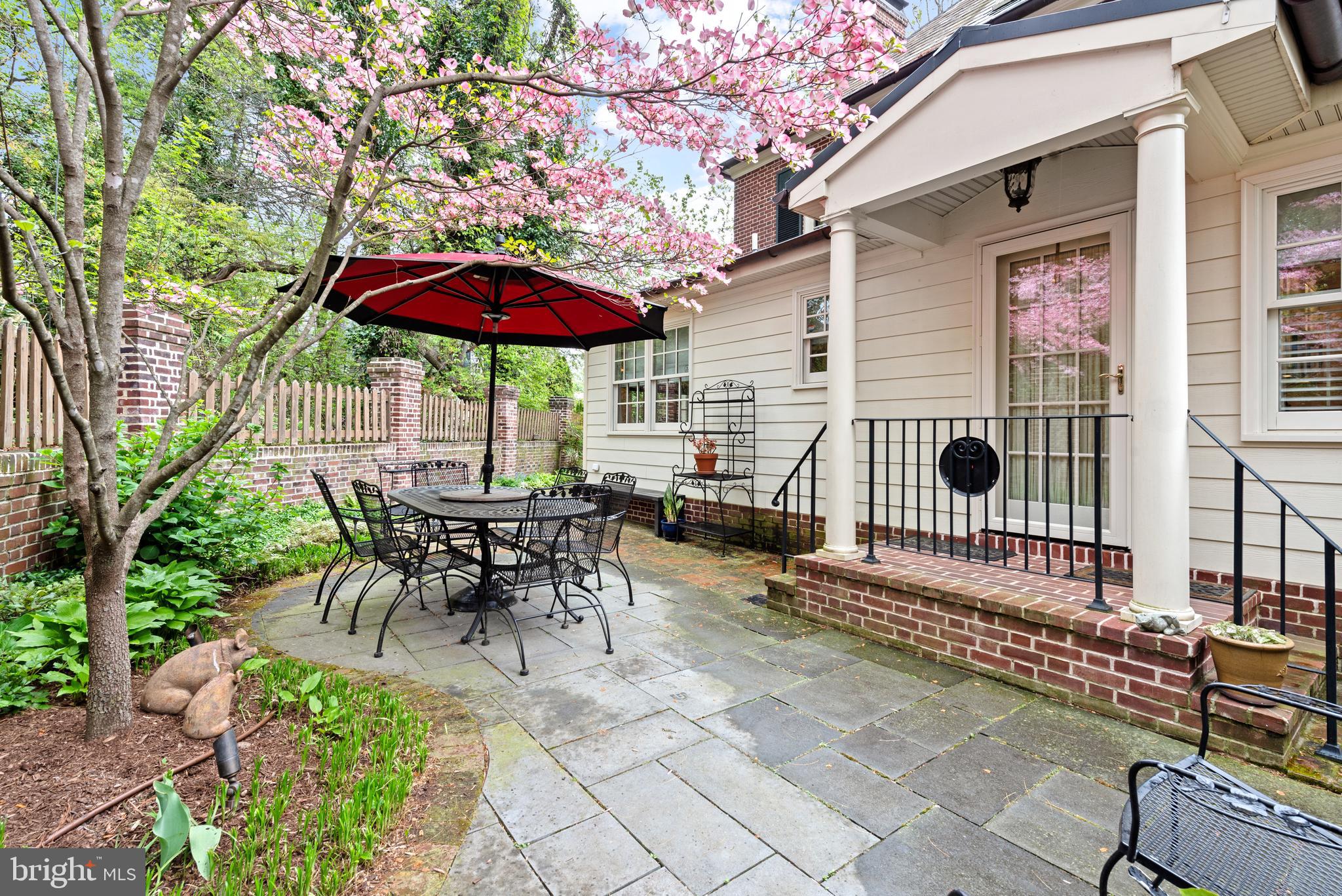 GUILFORD HISTORIC DISTRICT - Residential