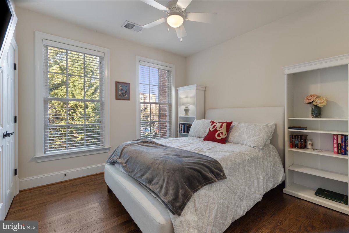 JAGUAR/YORKTOWN - Residential