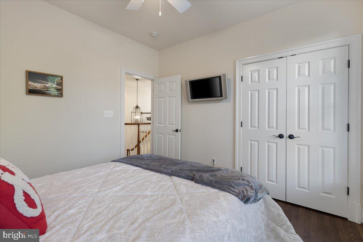 JAGUAR/YORKTOWN - Residential