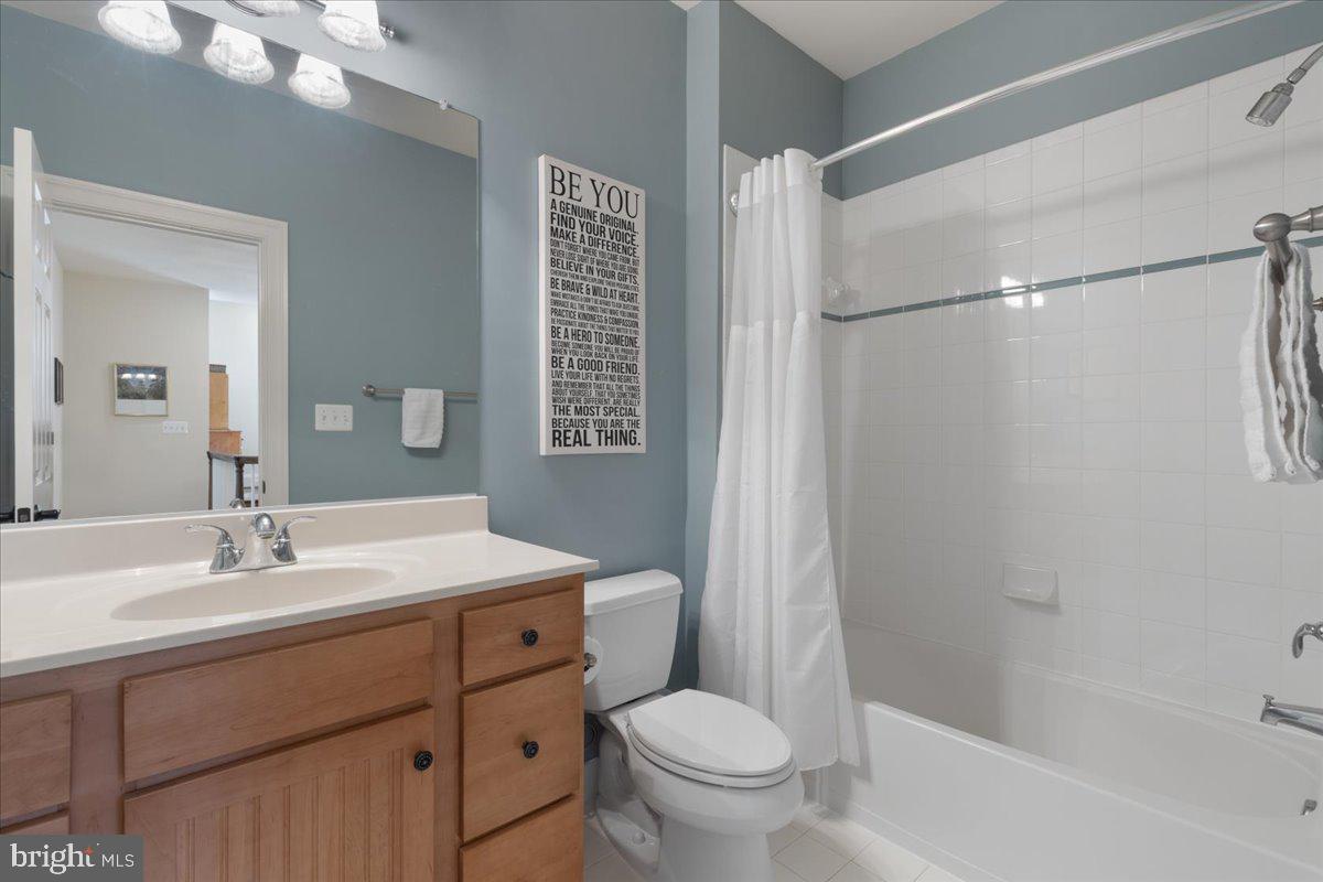 JAGUAR/YORKTOWN - Residential