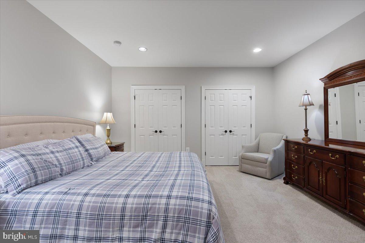 JAGUAR/YORKTOWN - Residential