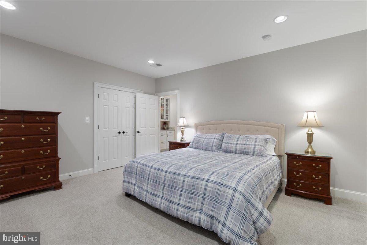 JAGUAR/YORKTOWN - Residential