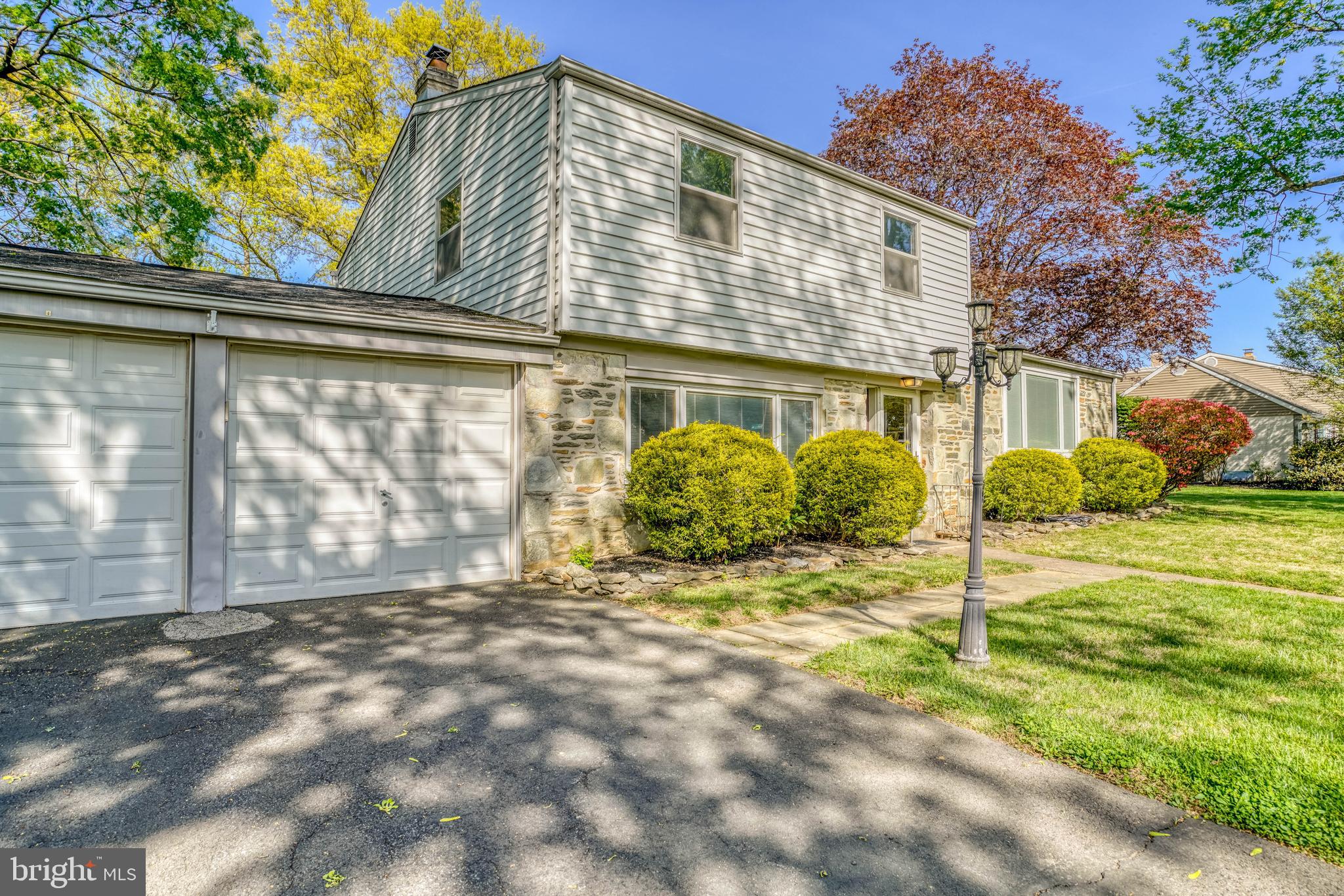 HUNTINGDON VALLEY - Residential