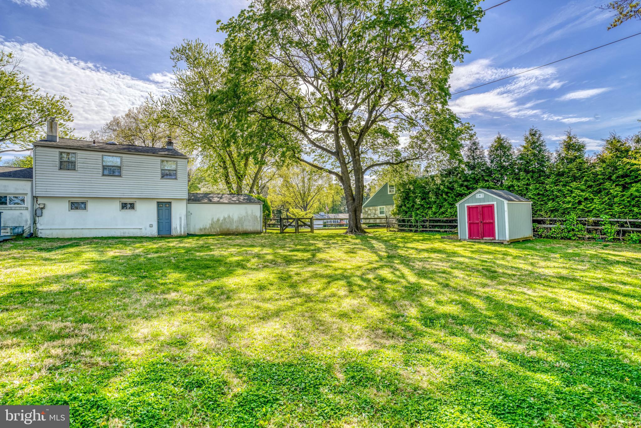 HUNTINGDON VALLEY - Residential