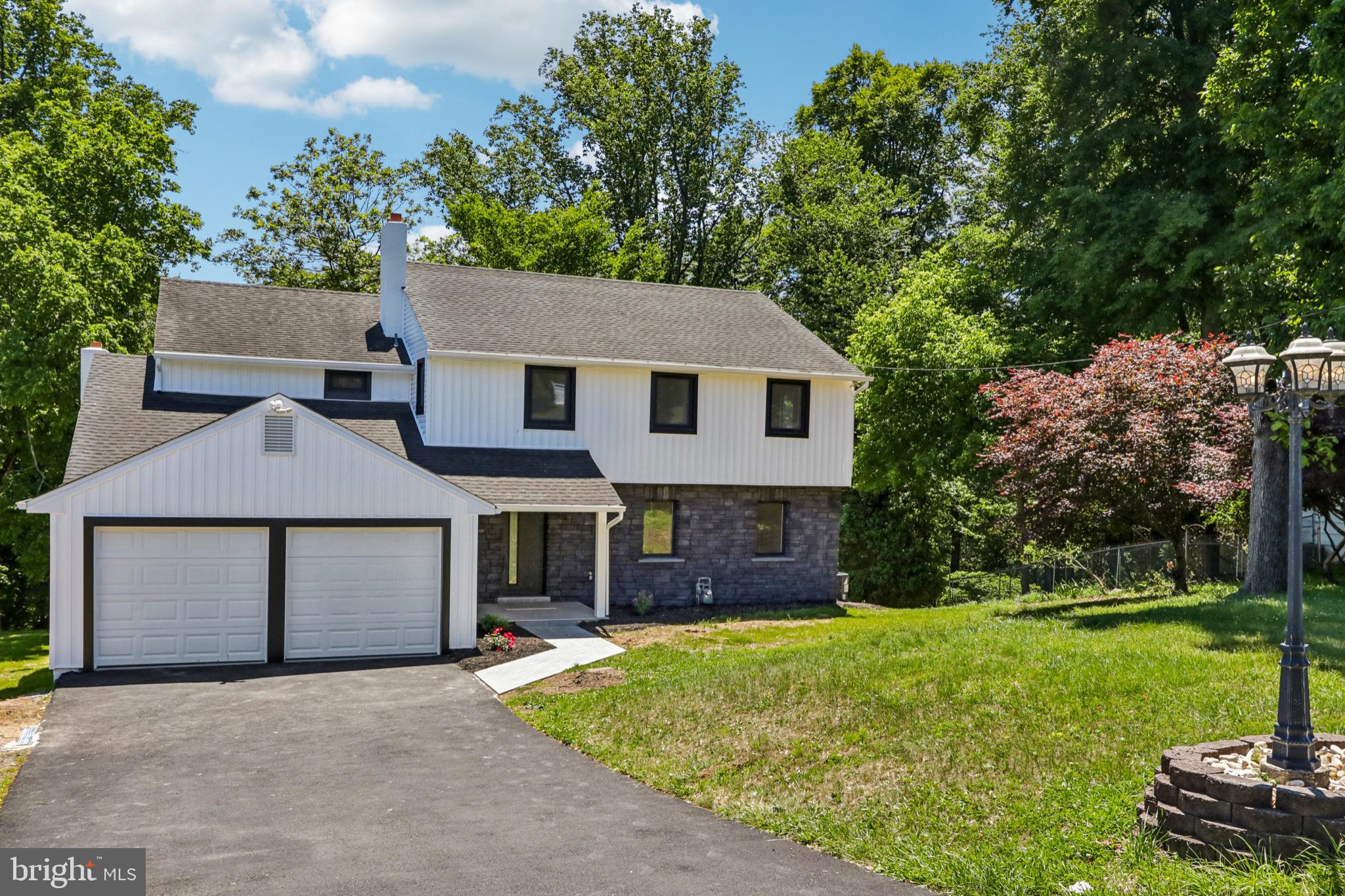 444 ROCKSVILLE ROAD