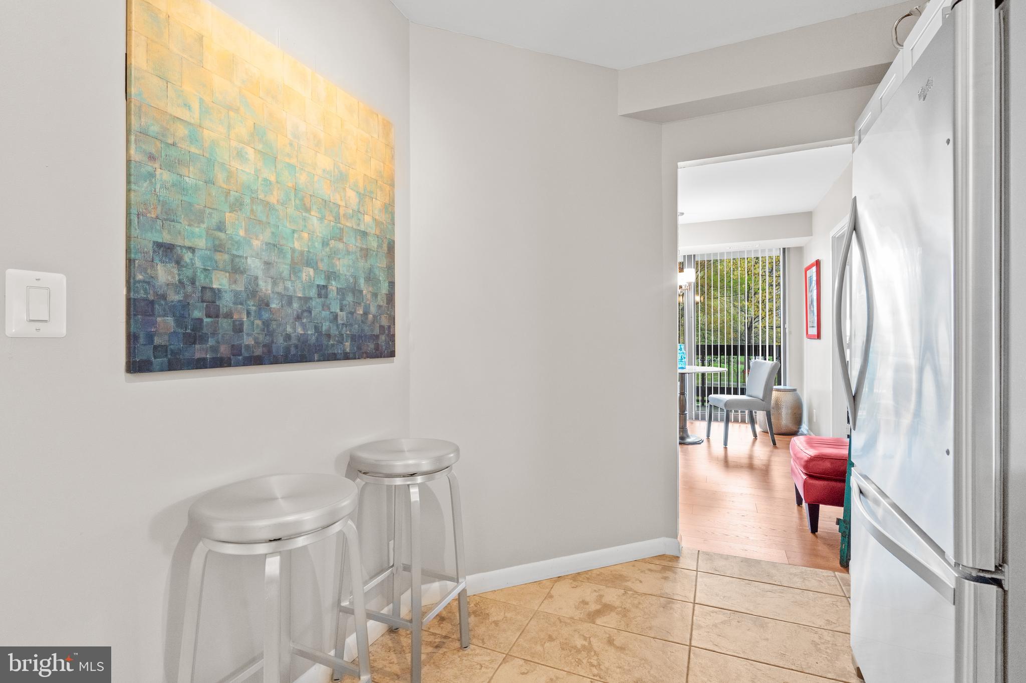 SKYLINE SQUARE CONDO - Residential