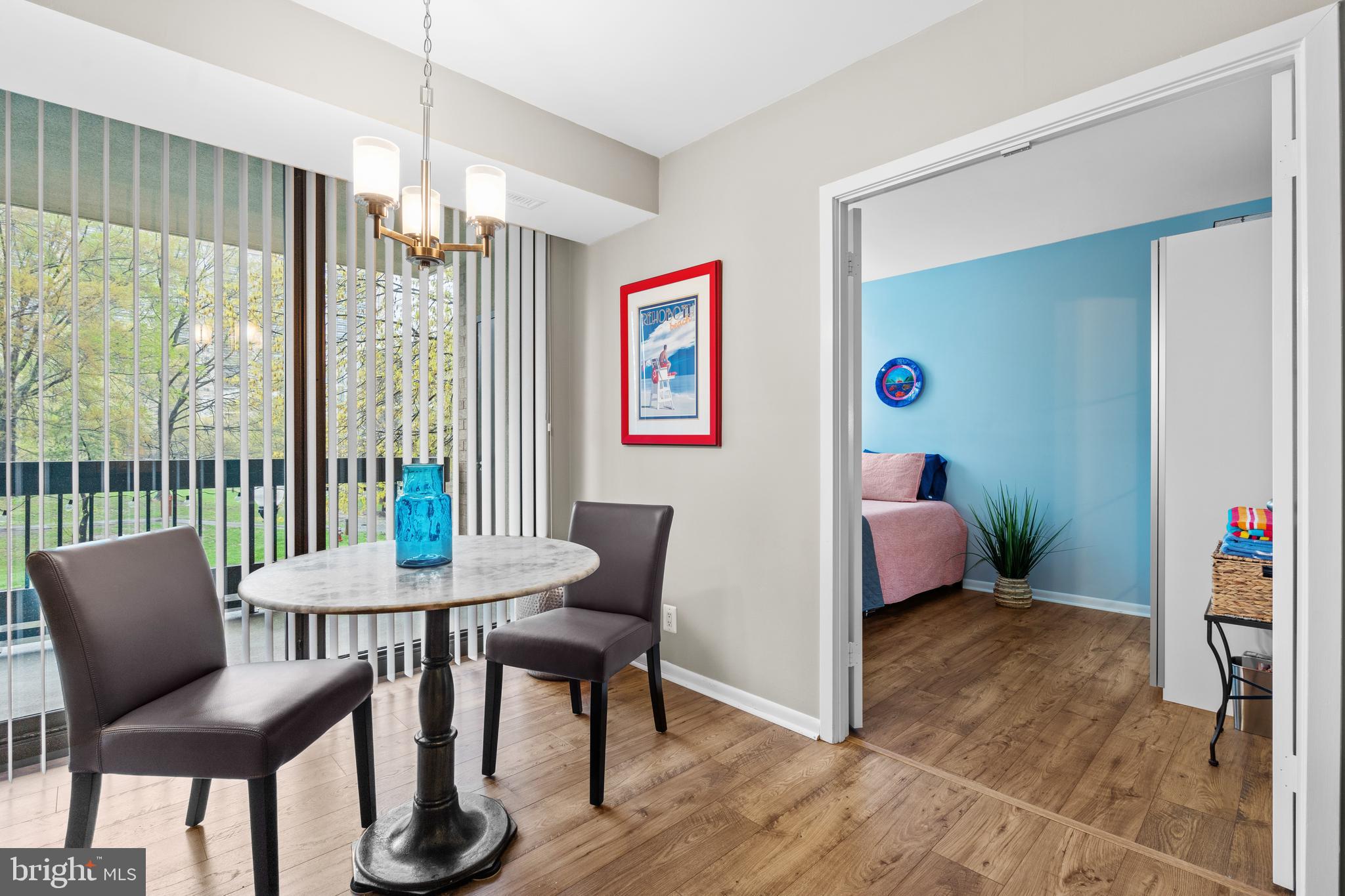 SKYLINE SQUARE CONDO - Residential