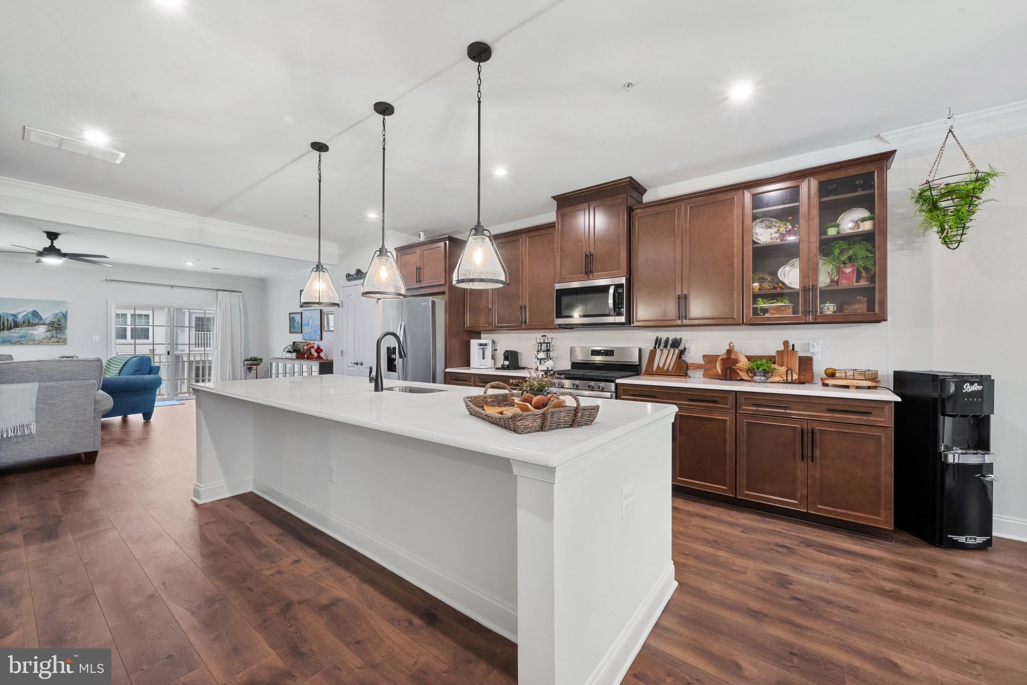 4514 REANEY LANE 480