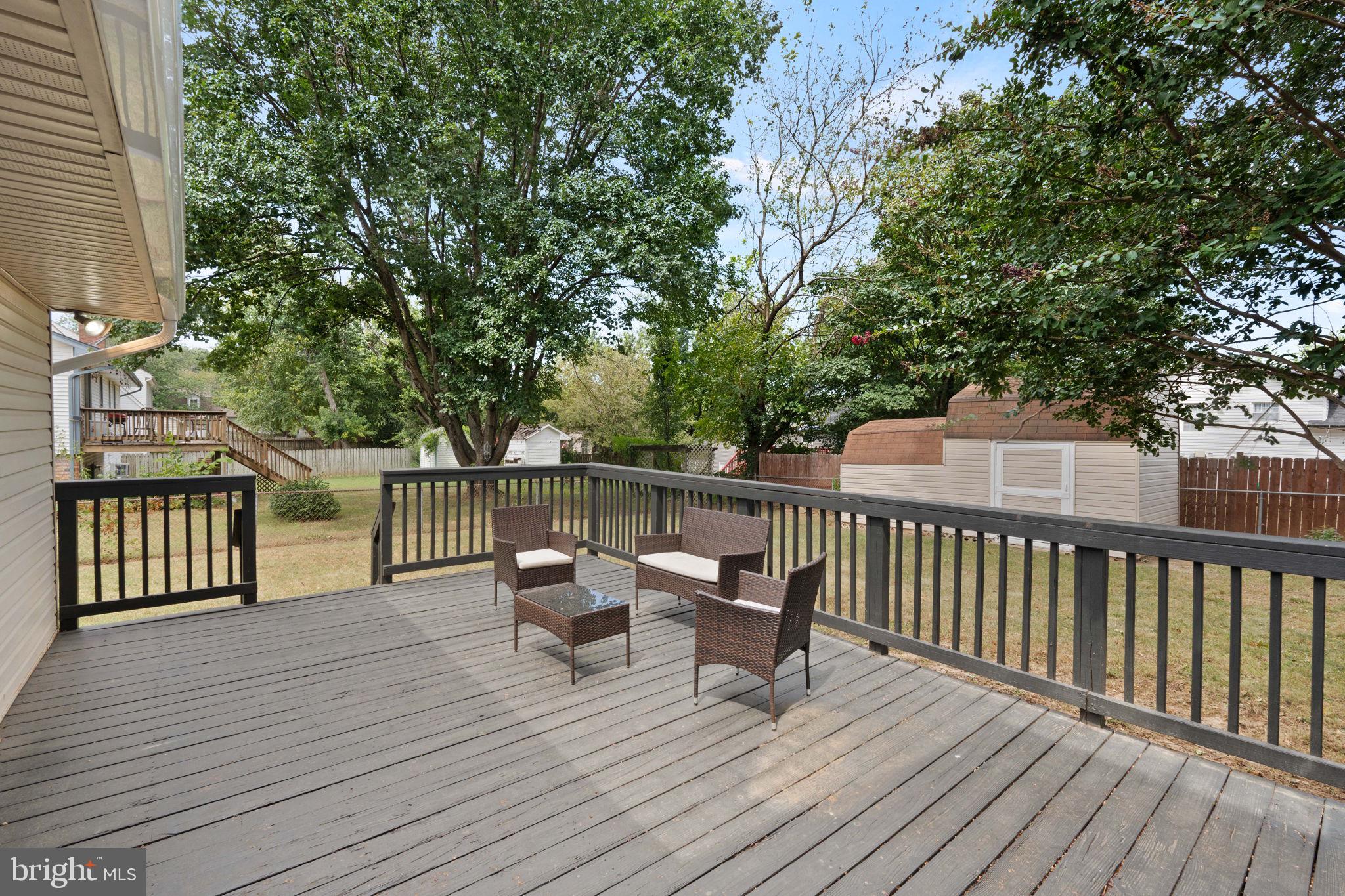 SHERATON HILLS EAST - Residential