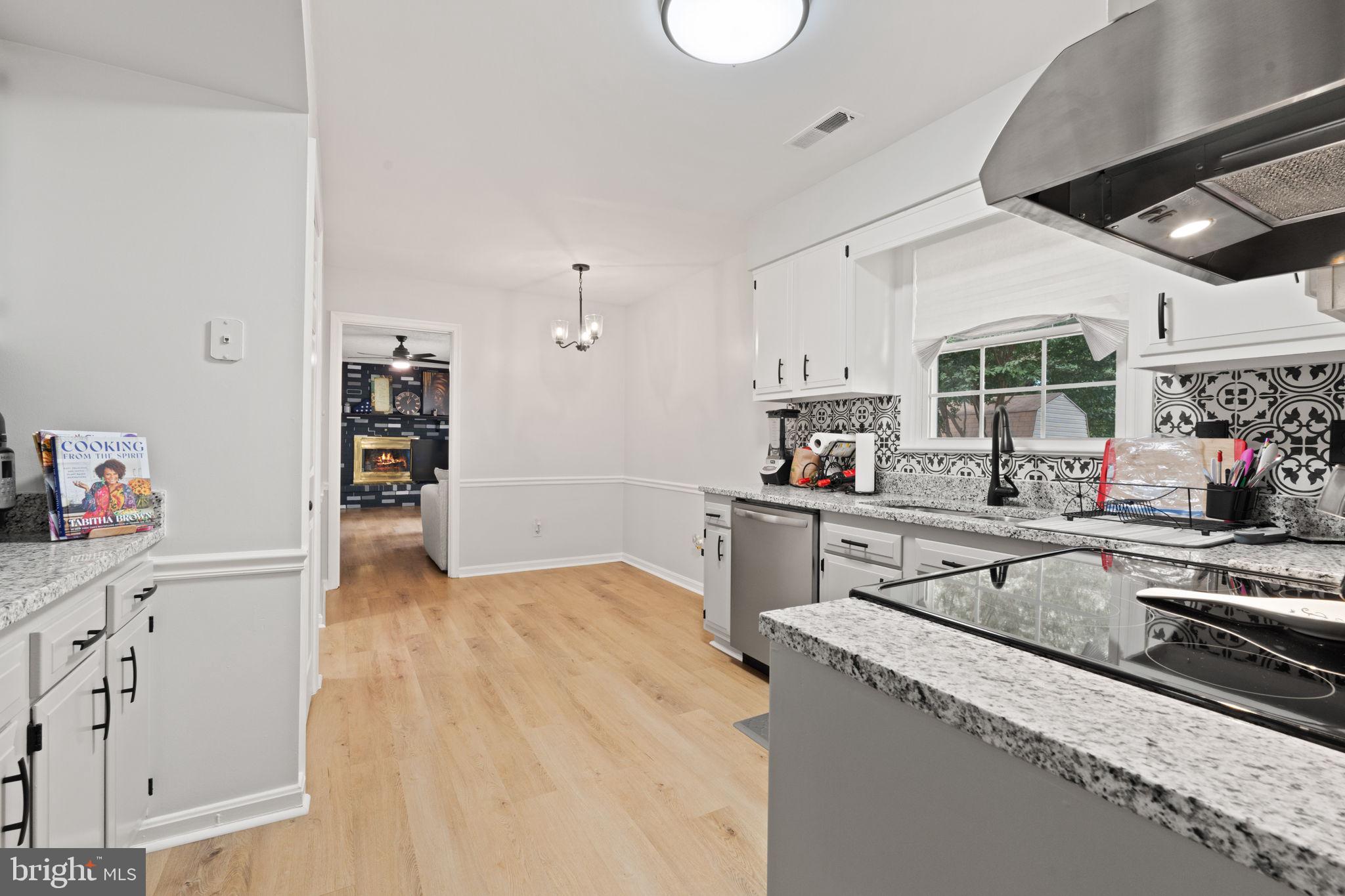 SHERATON HILLS EAST - Residential