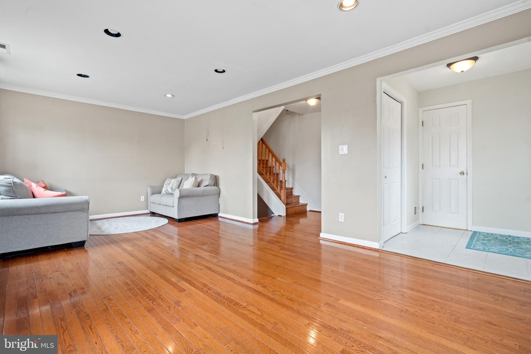 CRESTWOOD VILLAGE - Residential