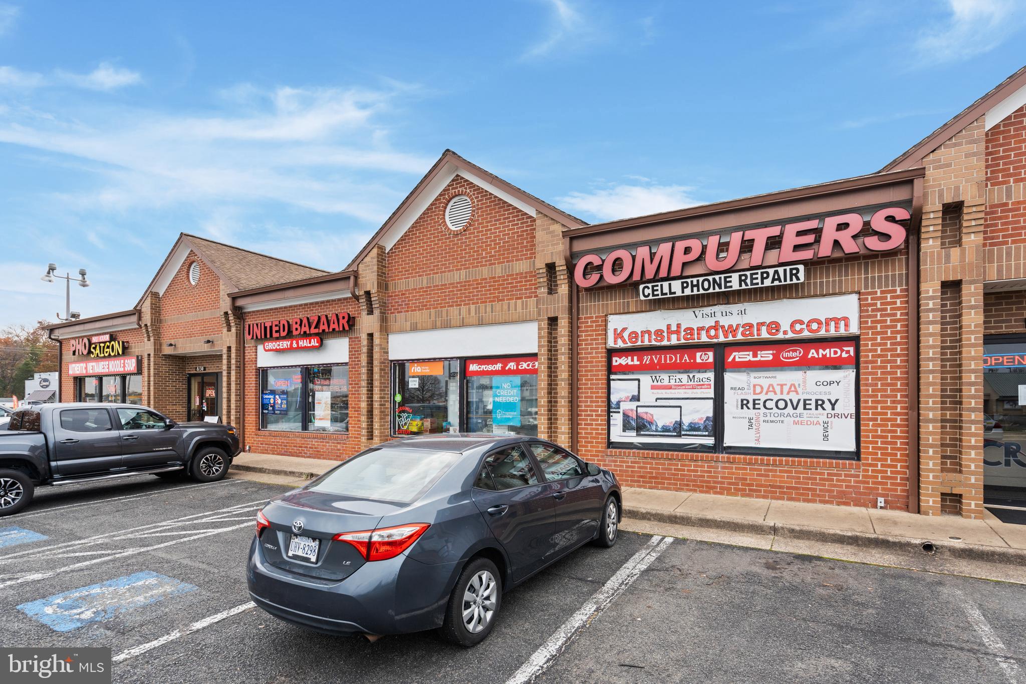 CRESTWOOD VILLAGE - Residential