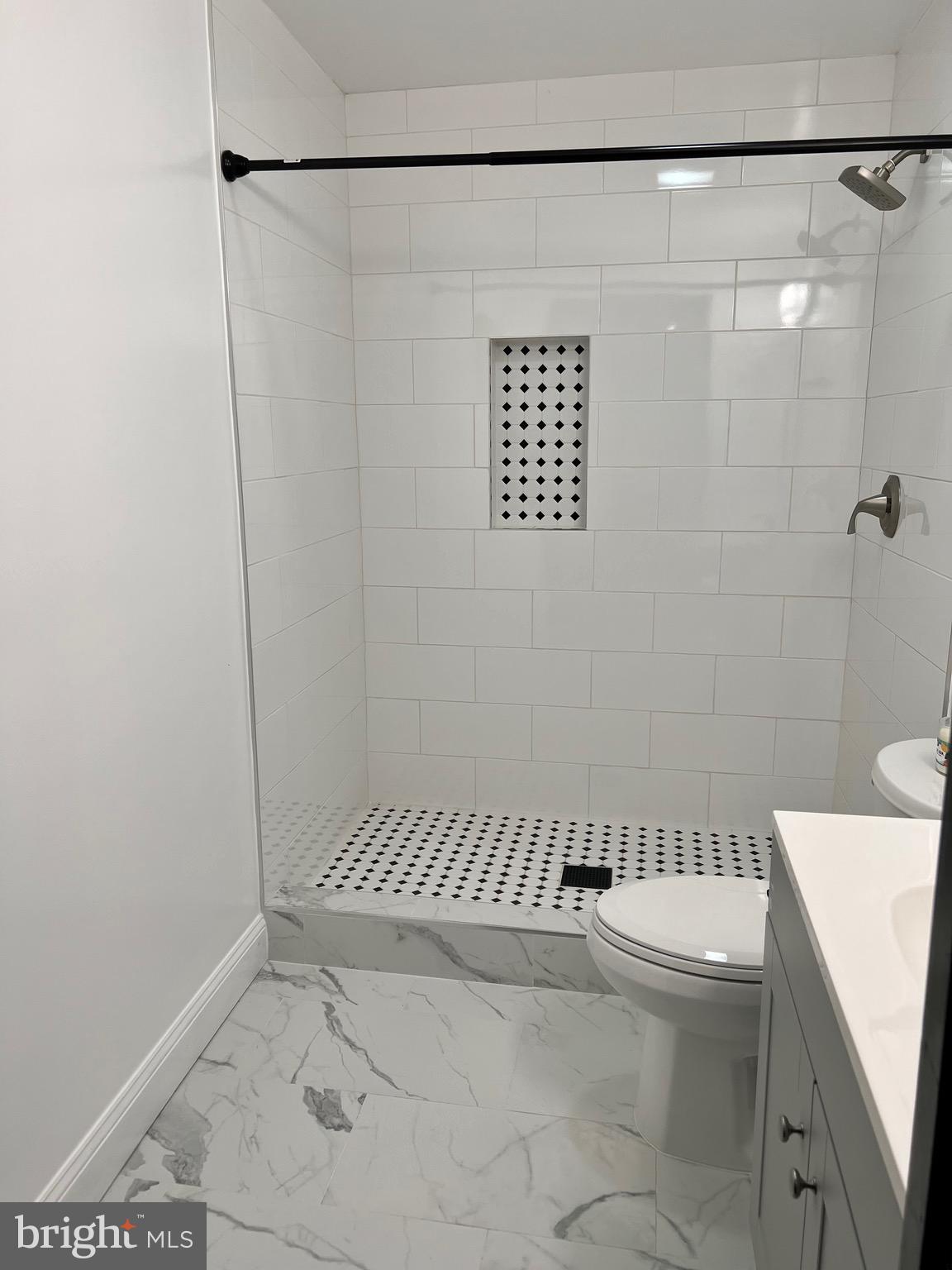 WOODMORE - Residential Lease