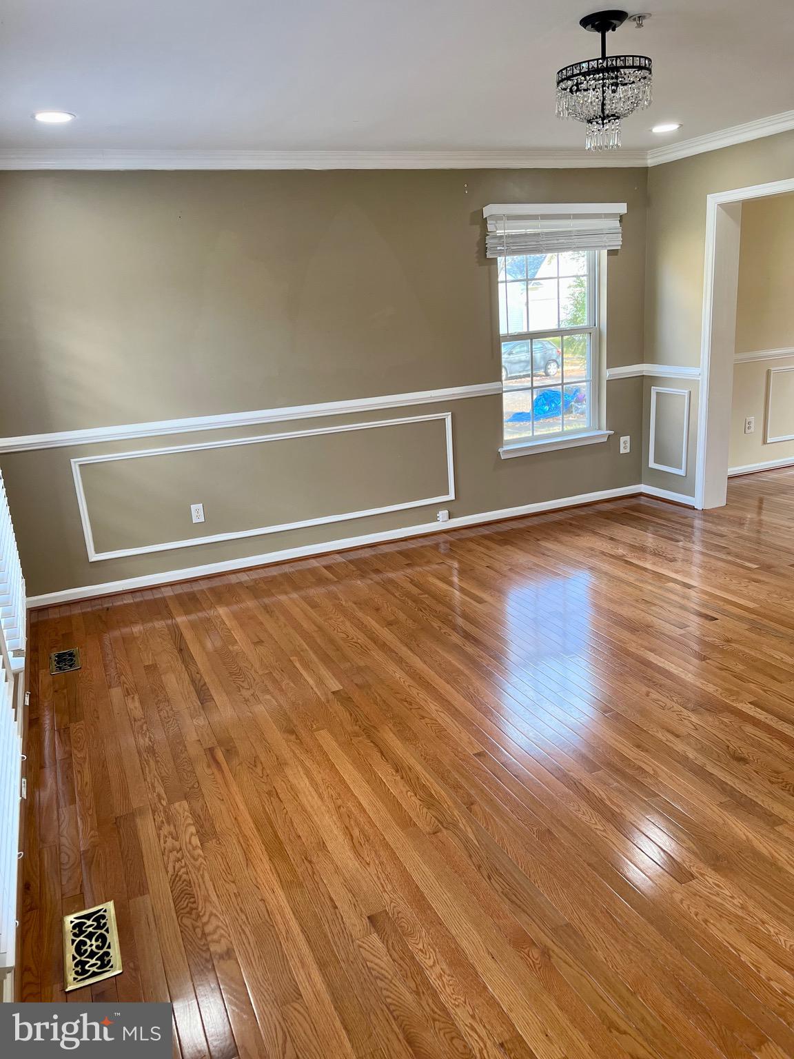 WOODMORE - Residential Lease