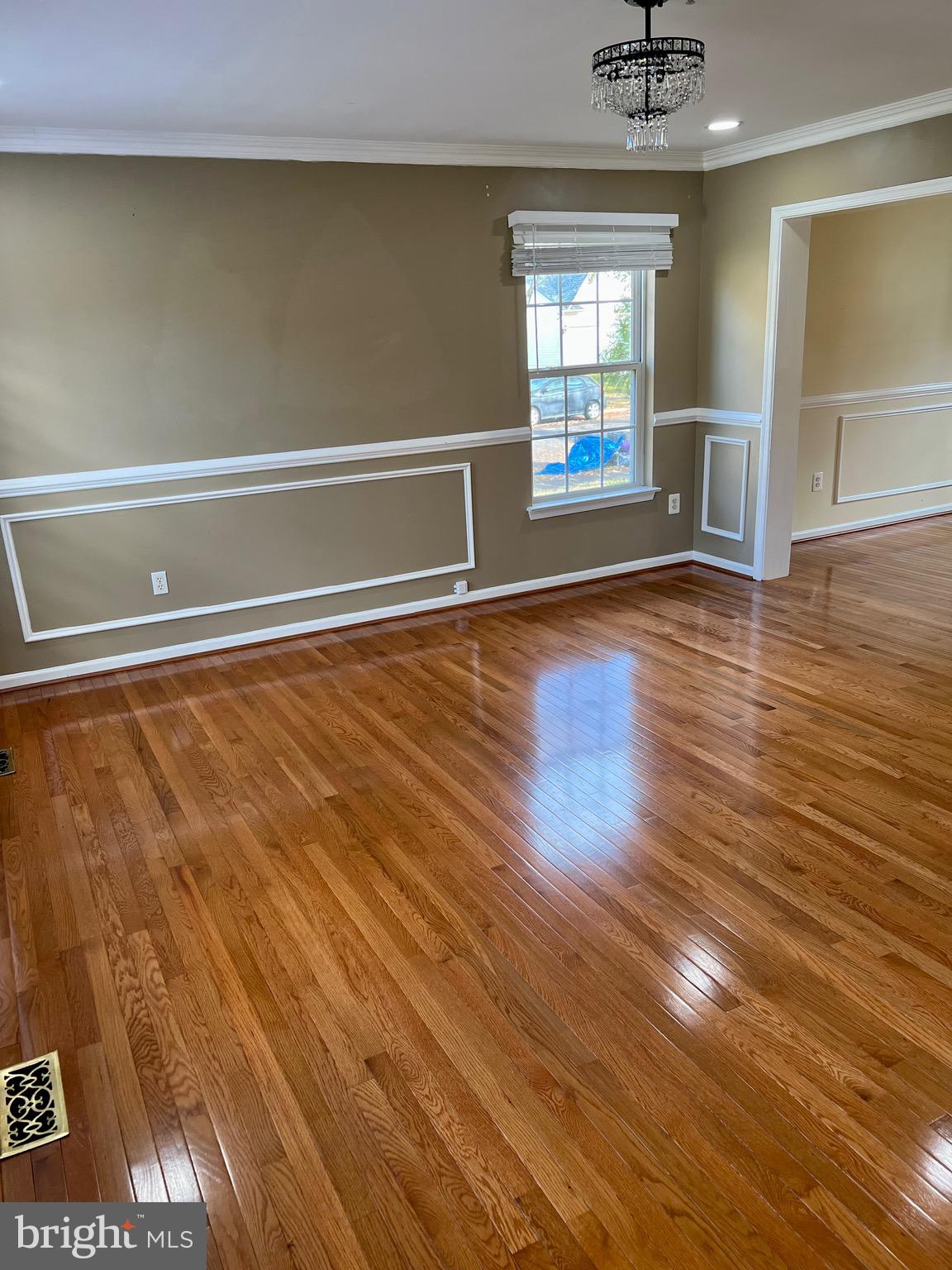 WOODMORE - Residential Lease